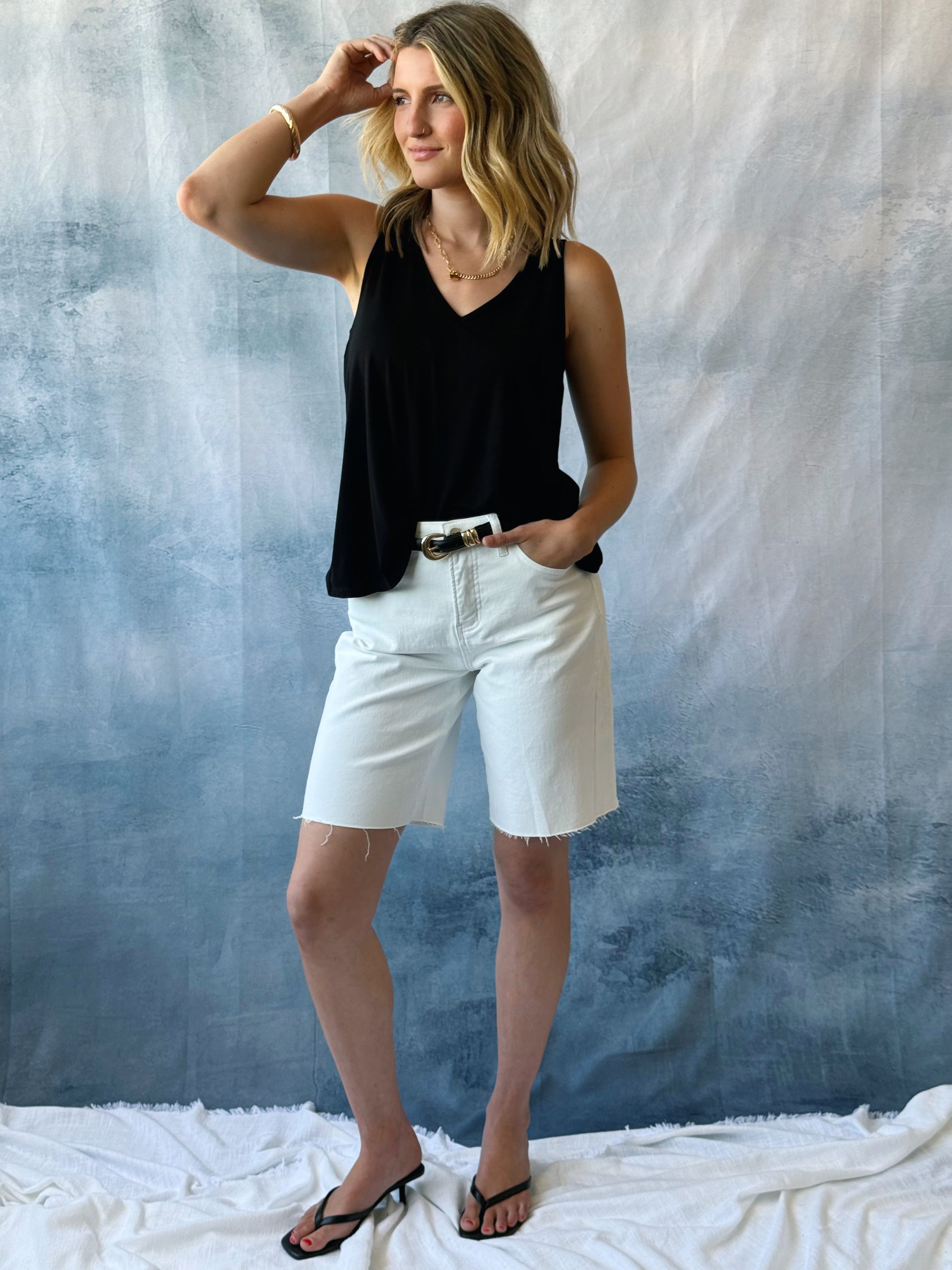 Loose V-Neck Tank - BLACK