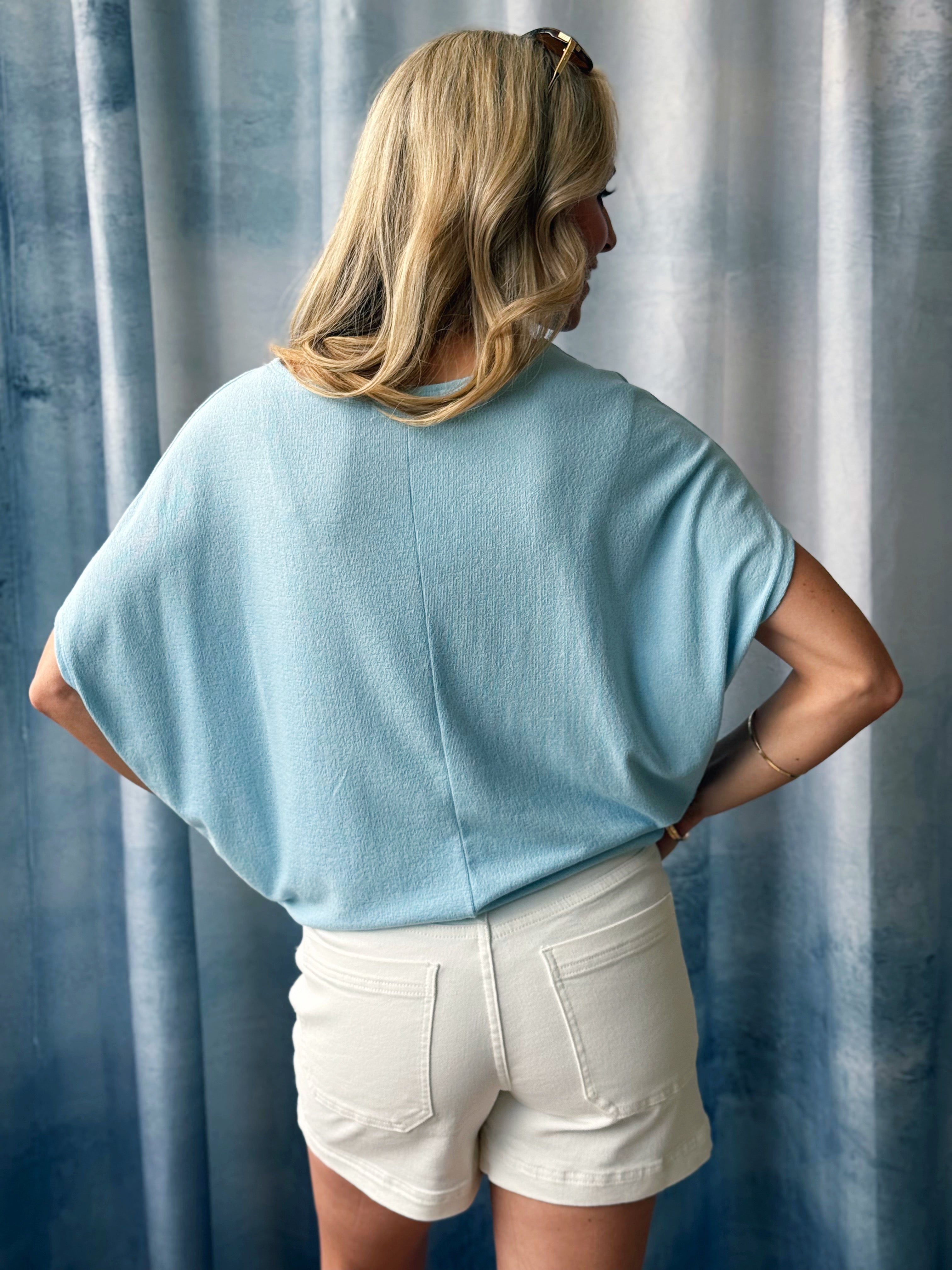 Favorite Comfy Tee - AIRY BLUE