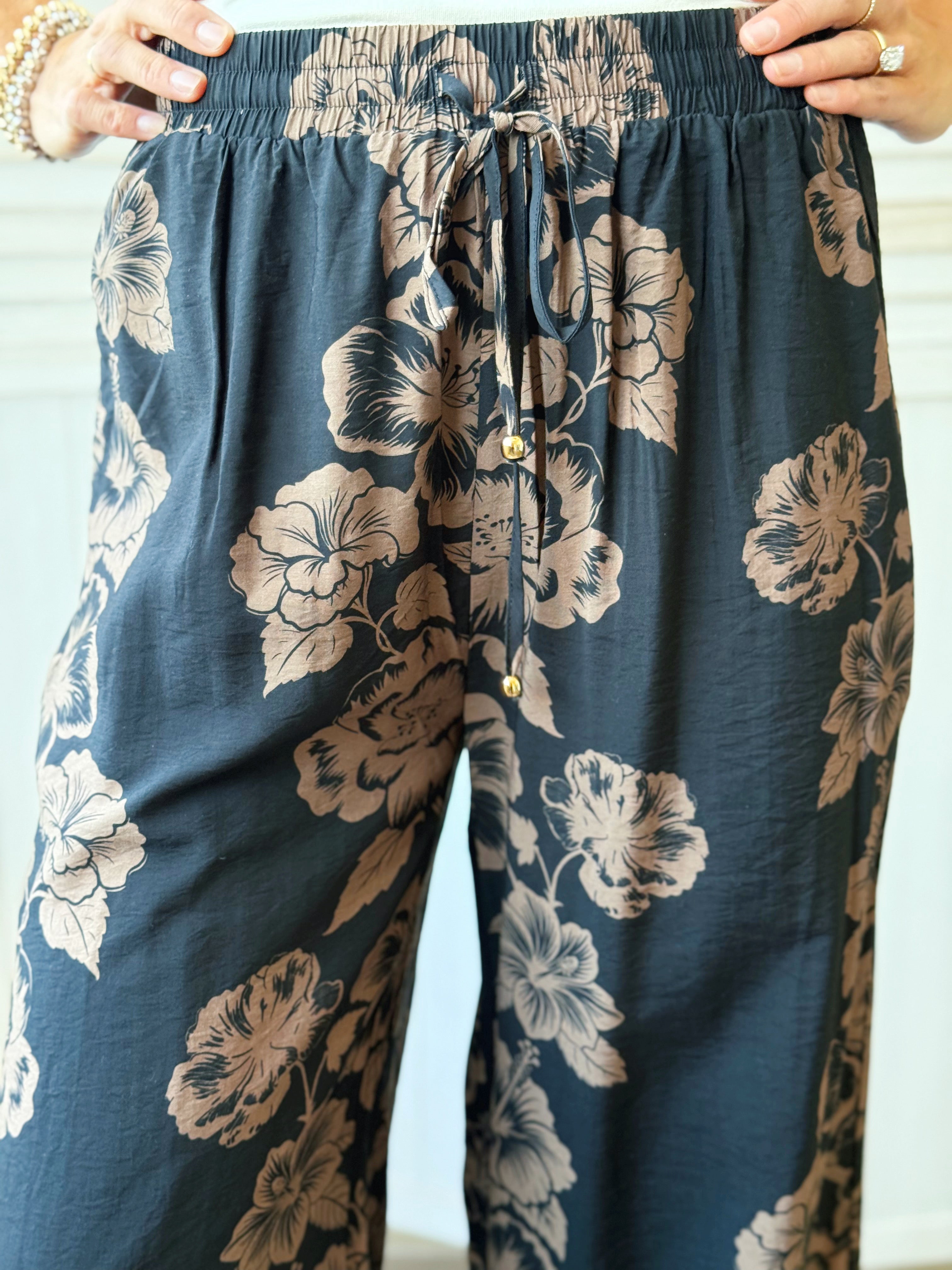 Autumn Bloom Pants - BLACK