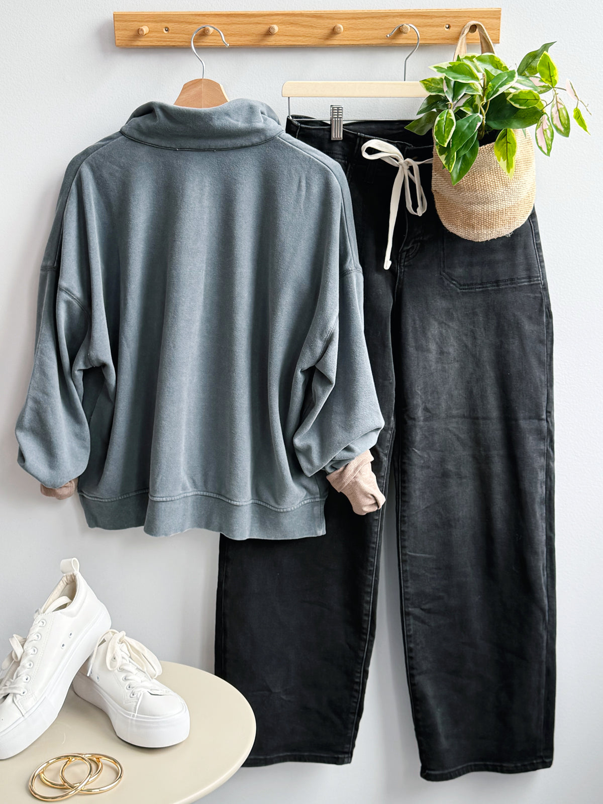 Crisp Air Sweatshirt - DARK GRAY