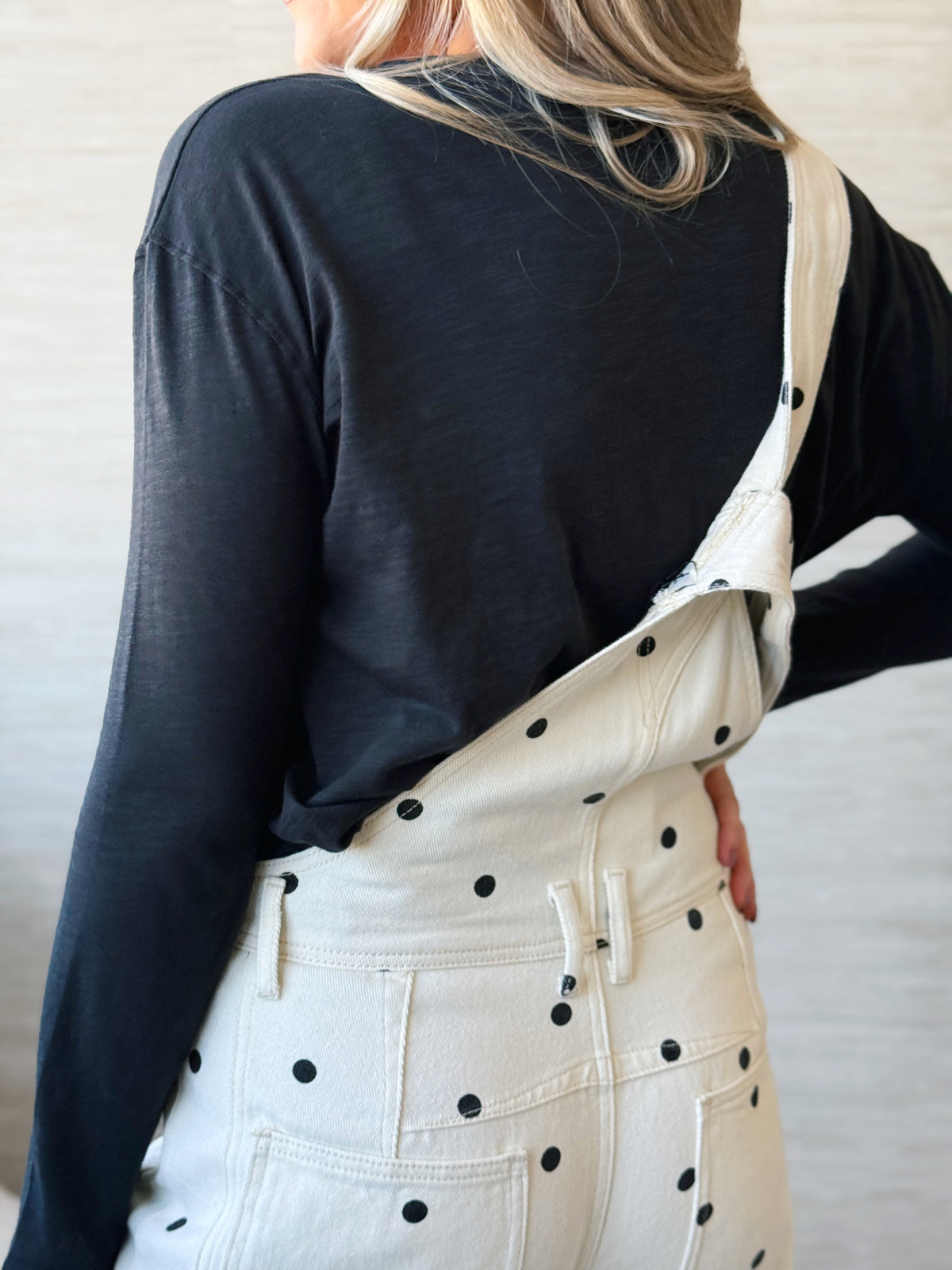 Arlet Long Sleeve Top - BLACK