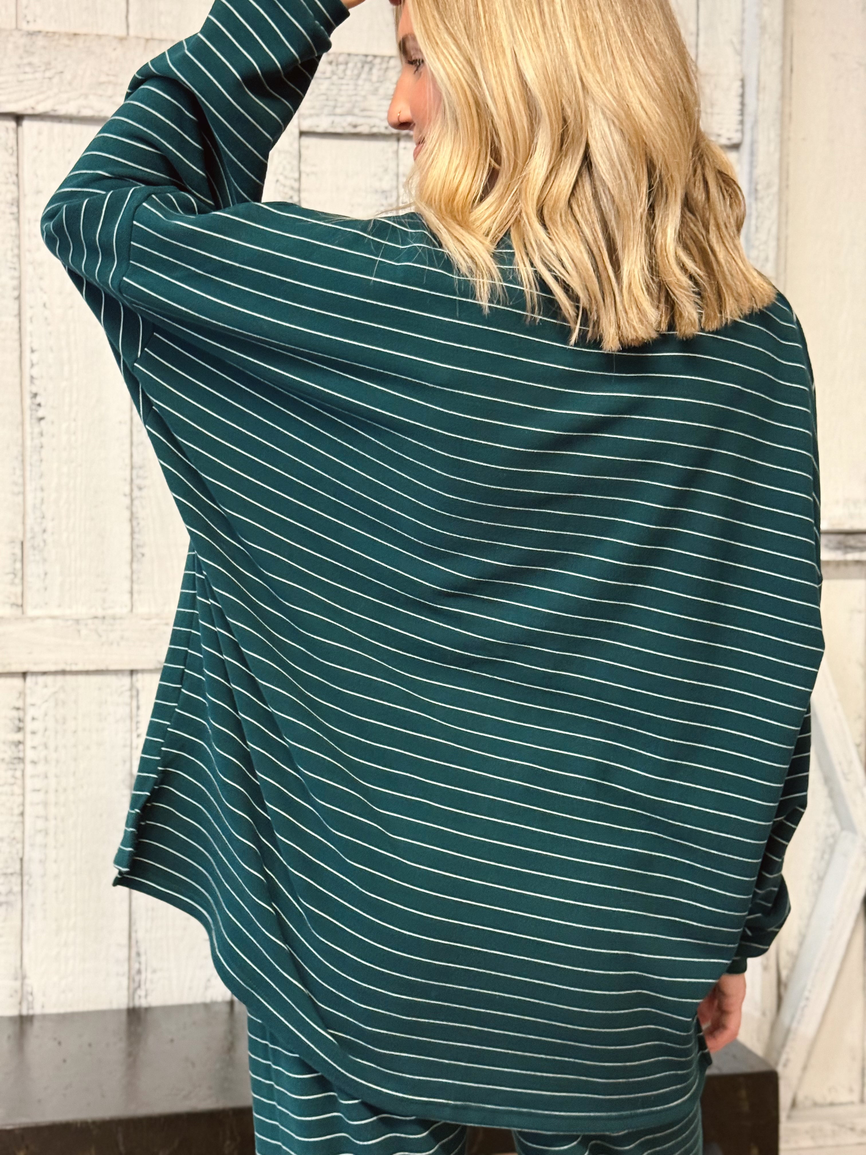 Cozy Stripe Sweatshirt - GREEN