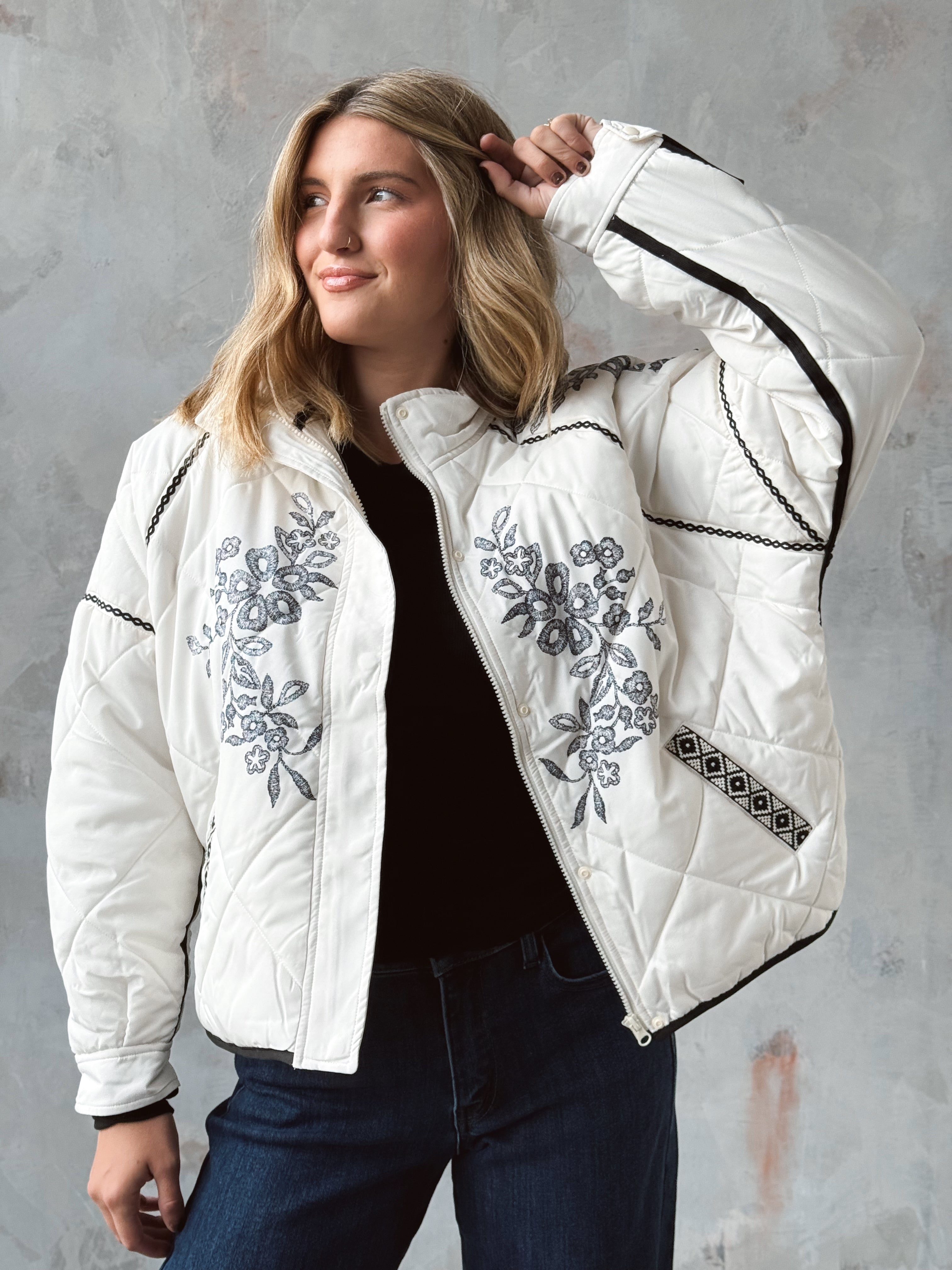 Mayrina Jacket - IVORY/BLACK