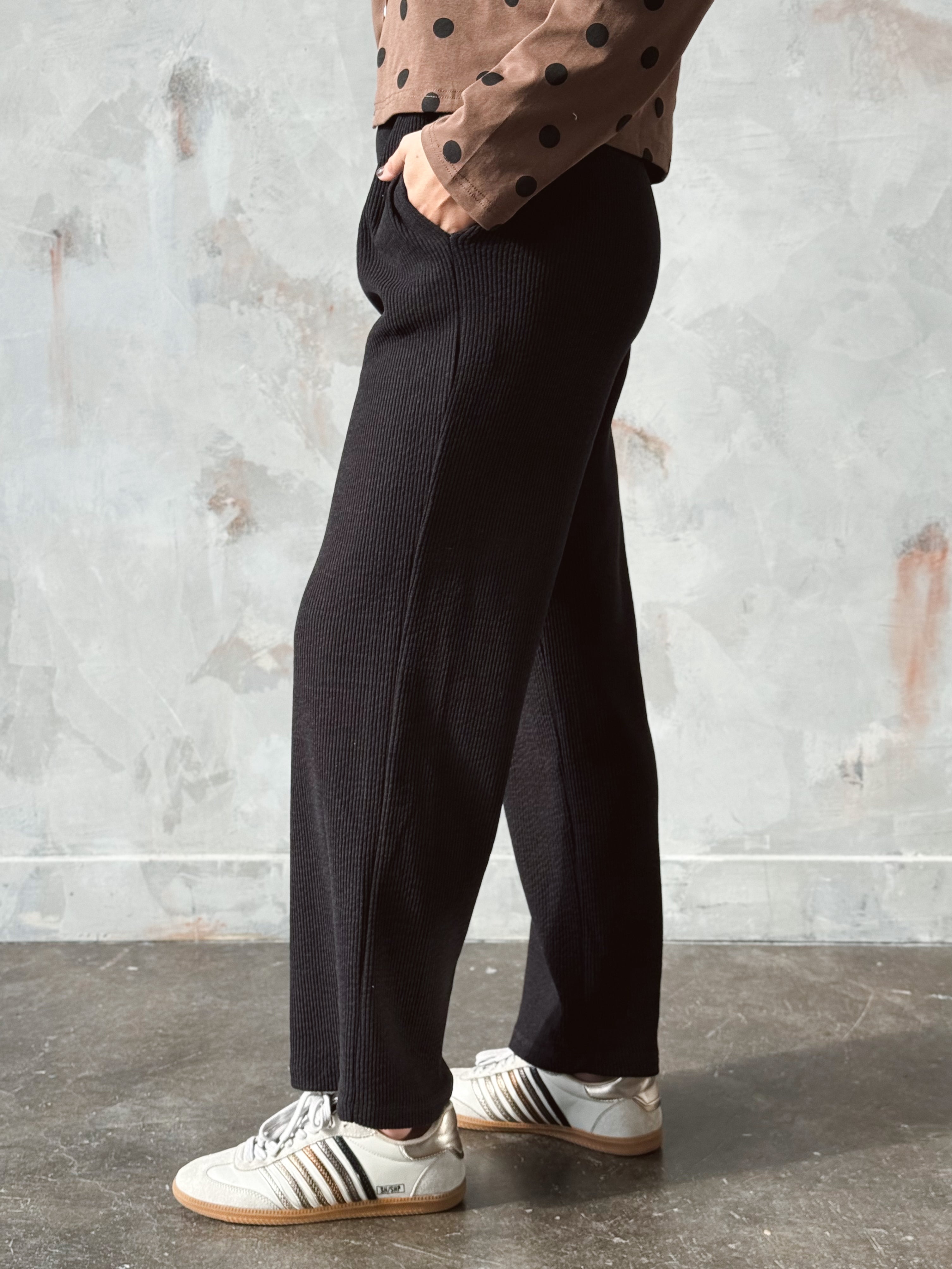 Afterglow Sweatpants - BLACK