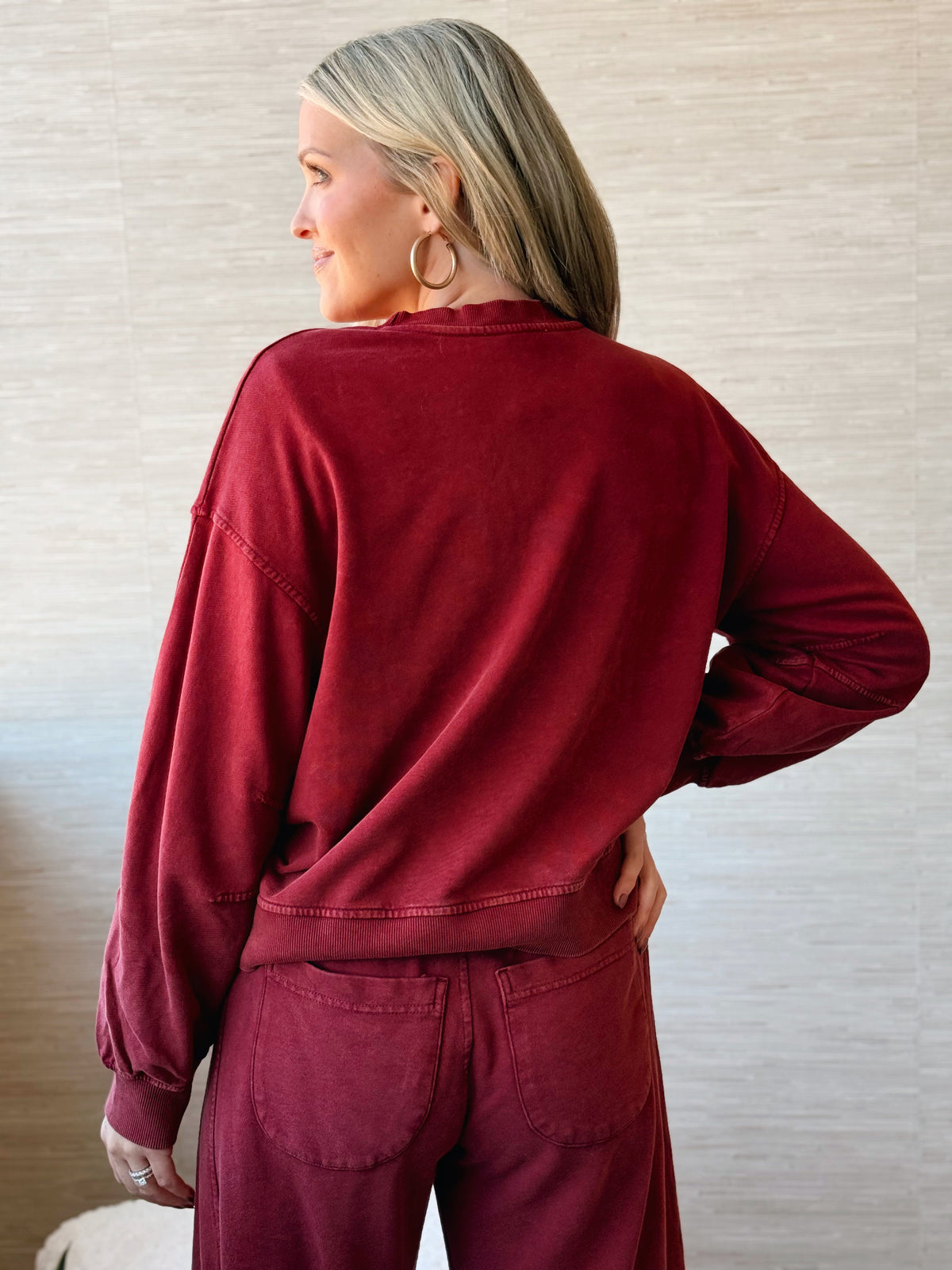 Airport Sweatshirt - CRIMSON - willows clothing SWEATSHIRT