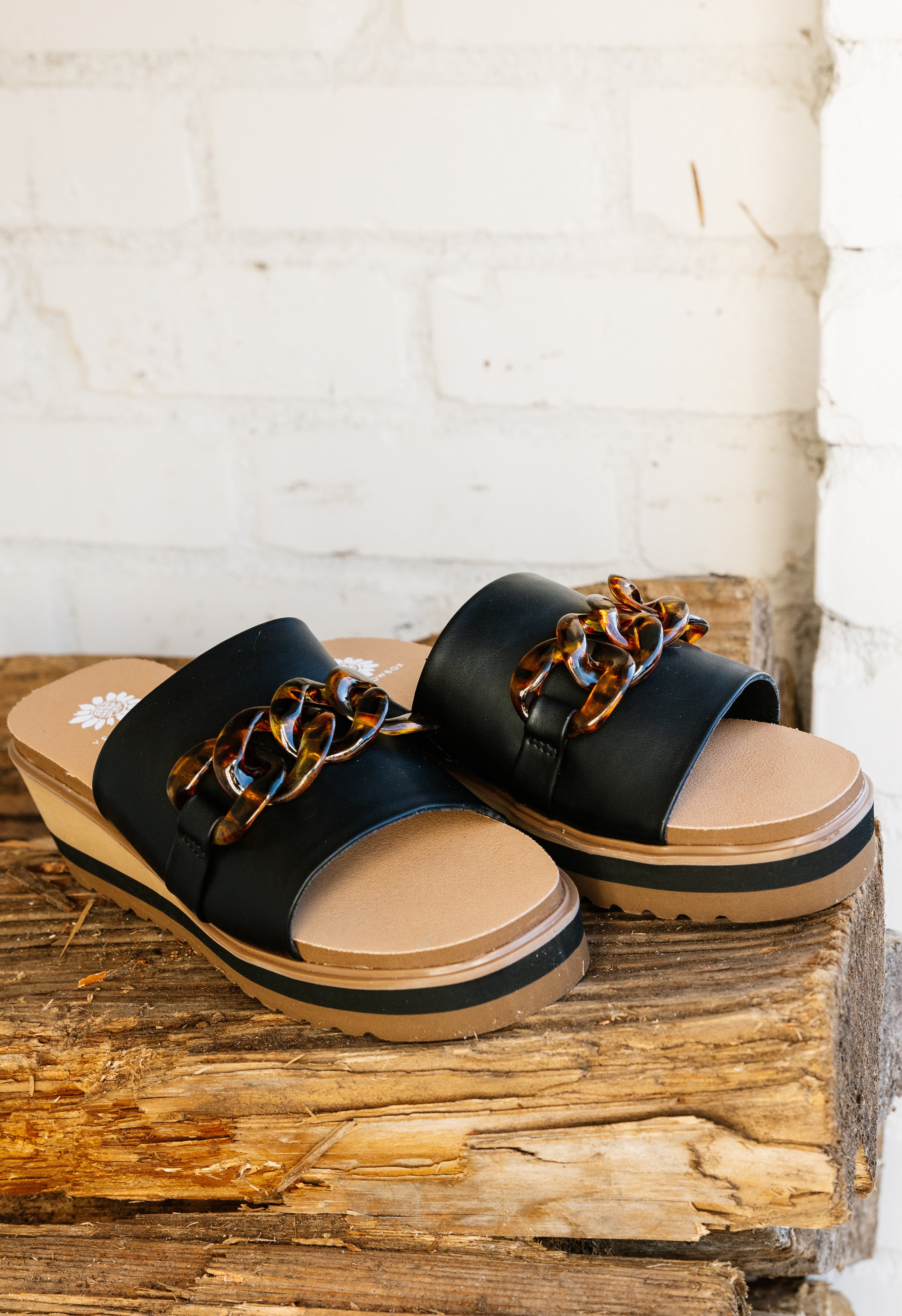 Alora Sandals - BLACK - willows clothing Sandals