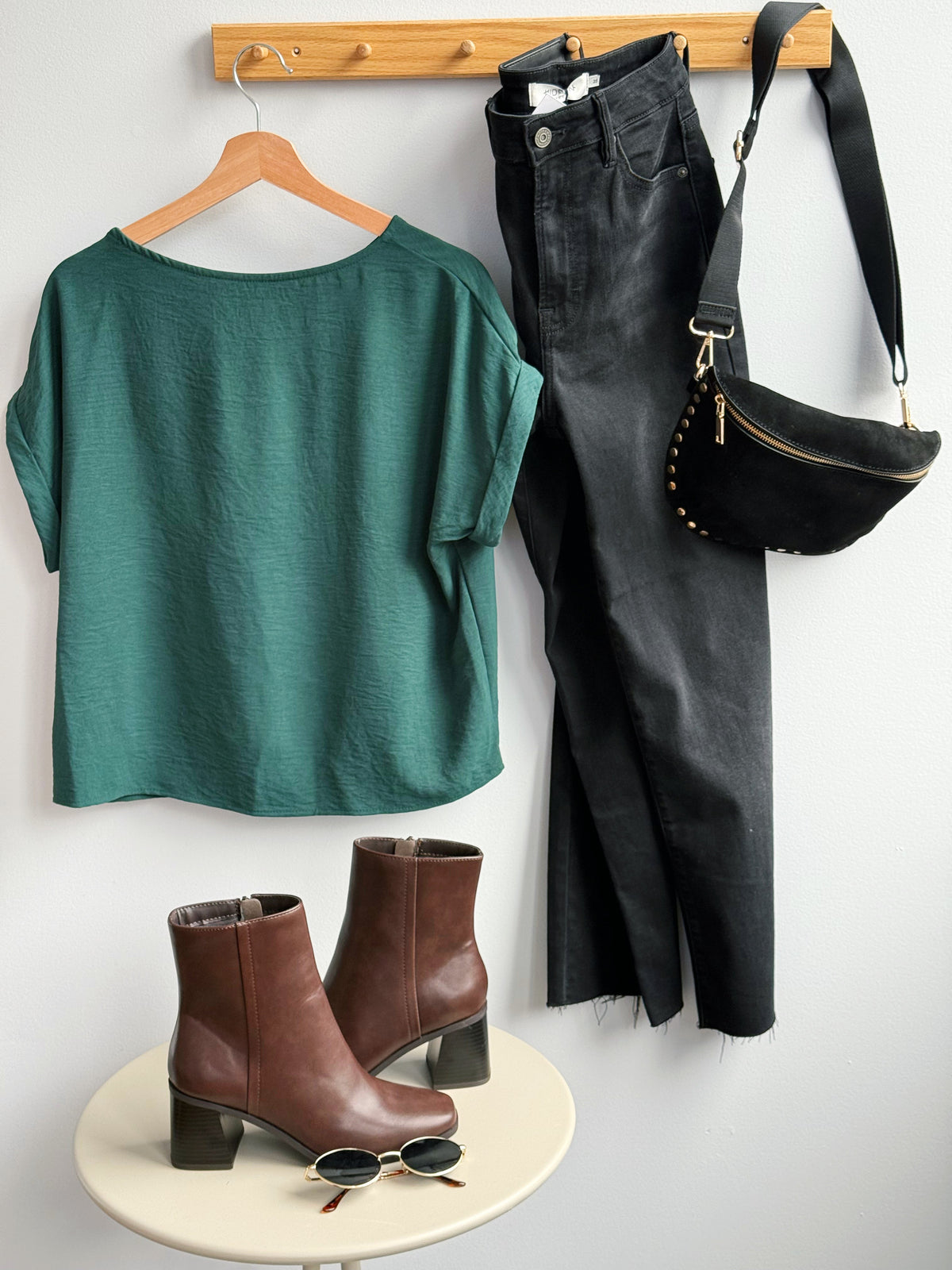 Amberly Top - HUNTER GREEN - willows clothing S/S SHIRT