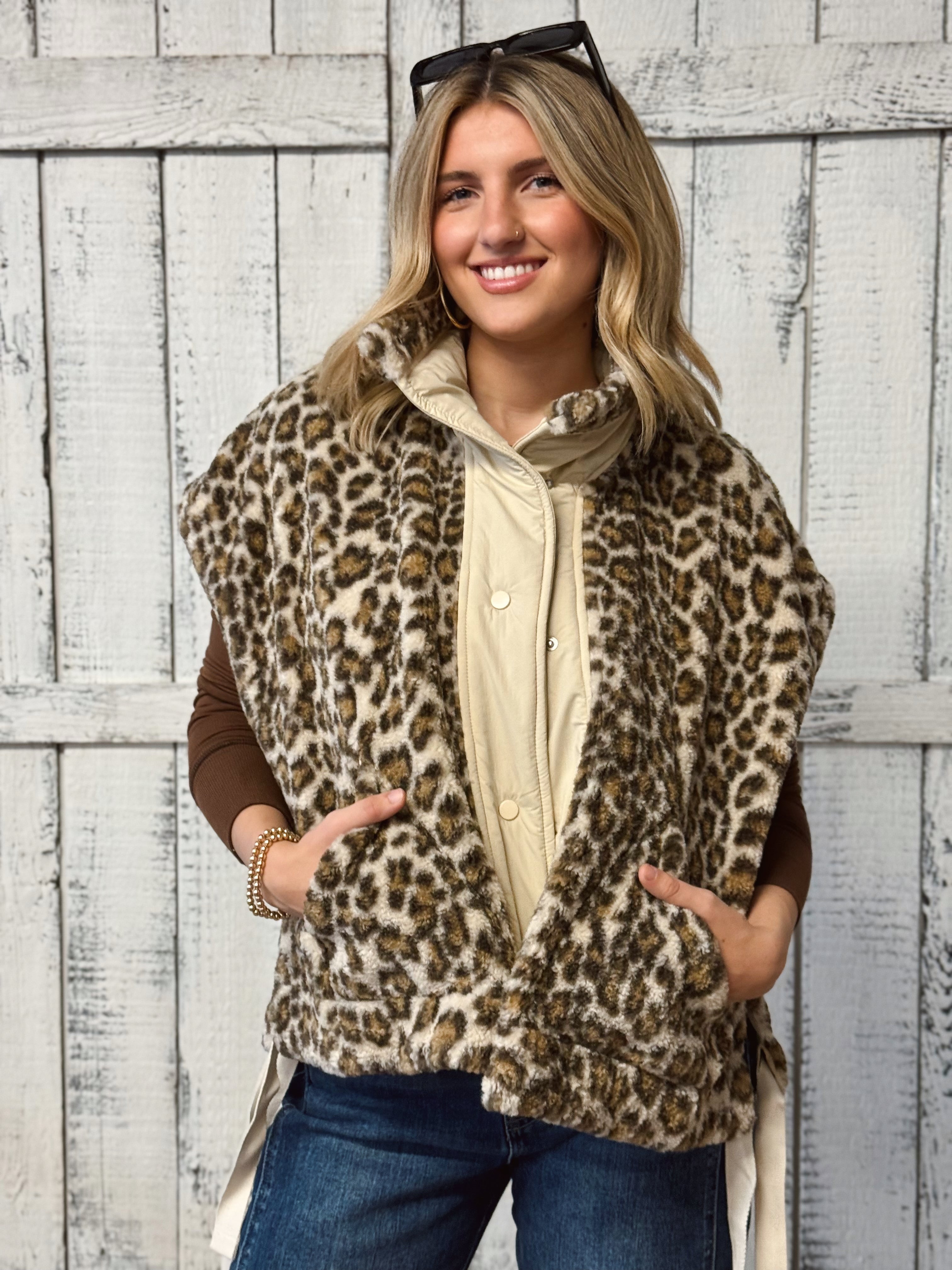 Annamarie Vest - LEOPARD - willows clothing VEST