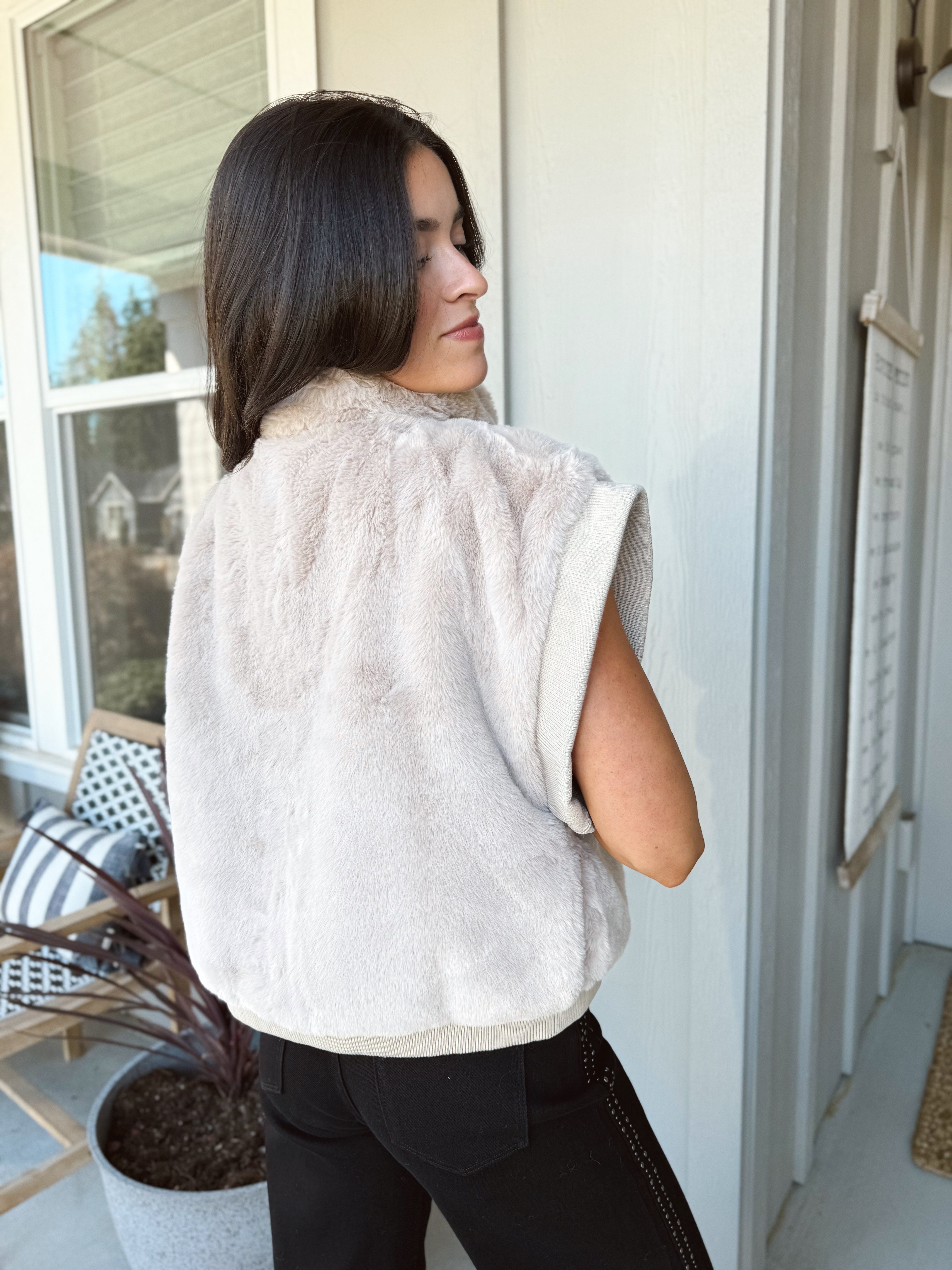 Becky Faux Fur Vest - BEIGE - willows clothing VEST