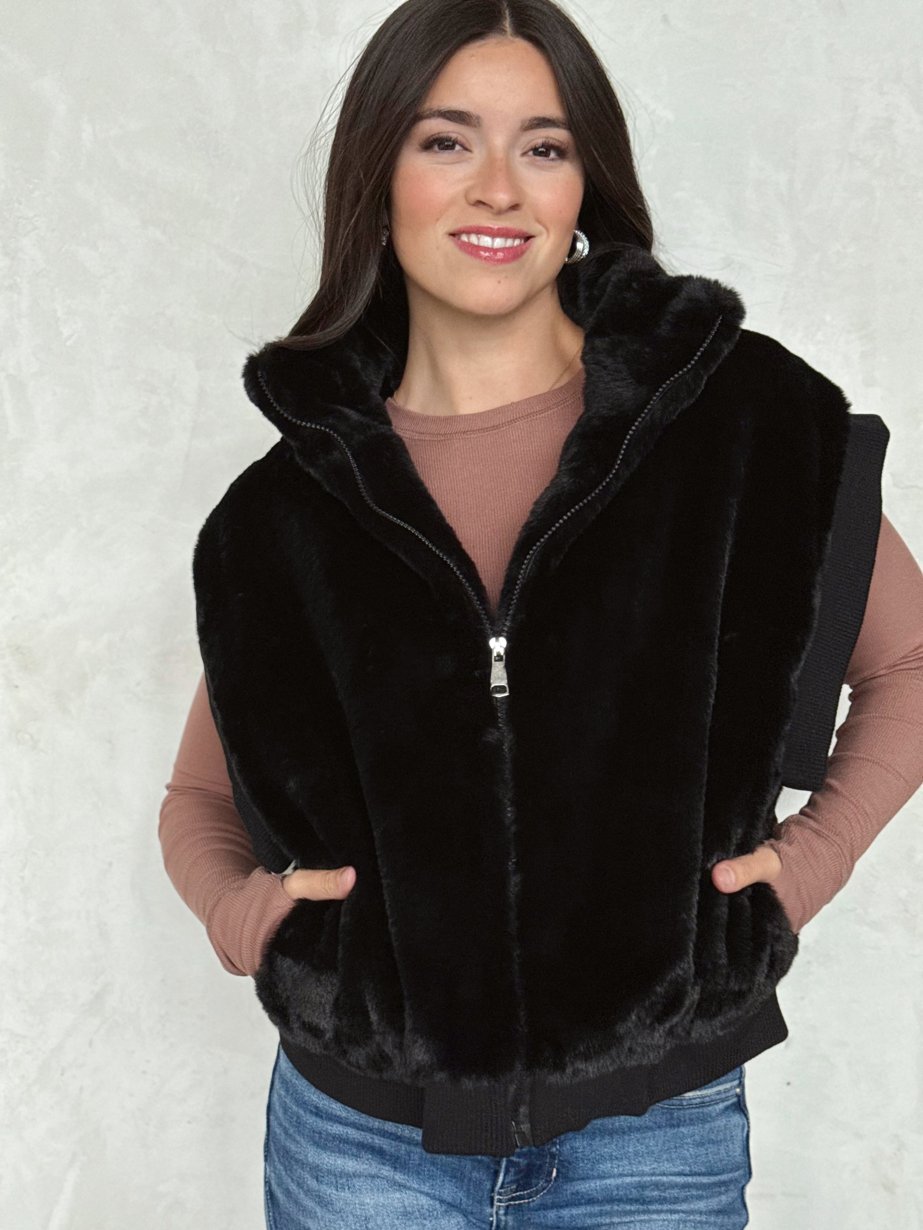 Becky Faux Fur Vest - BLACK - willows clothing VEST