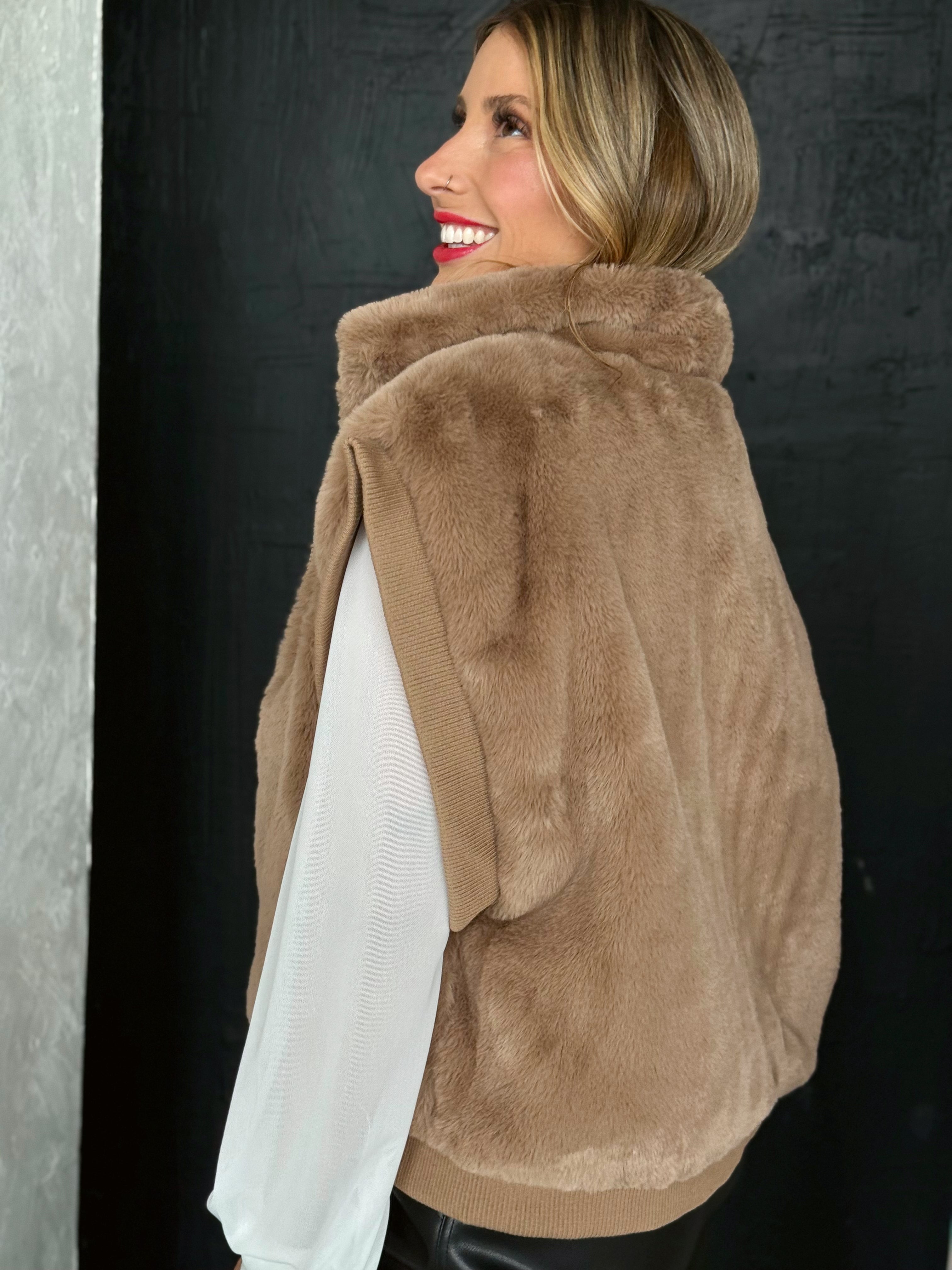 Becky Faux Fur Vest - TAUPE - willows clothing VEST