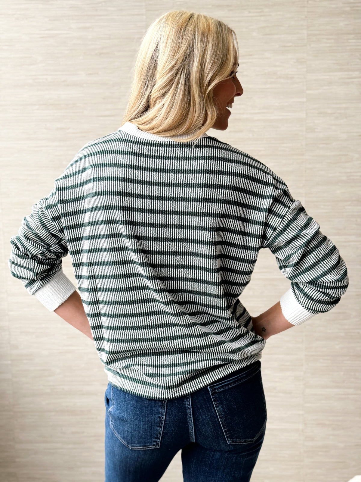 Earth, Wind & Fire Top - HUNTER GREEN - willows clothing L/S SHIRT