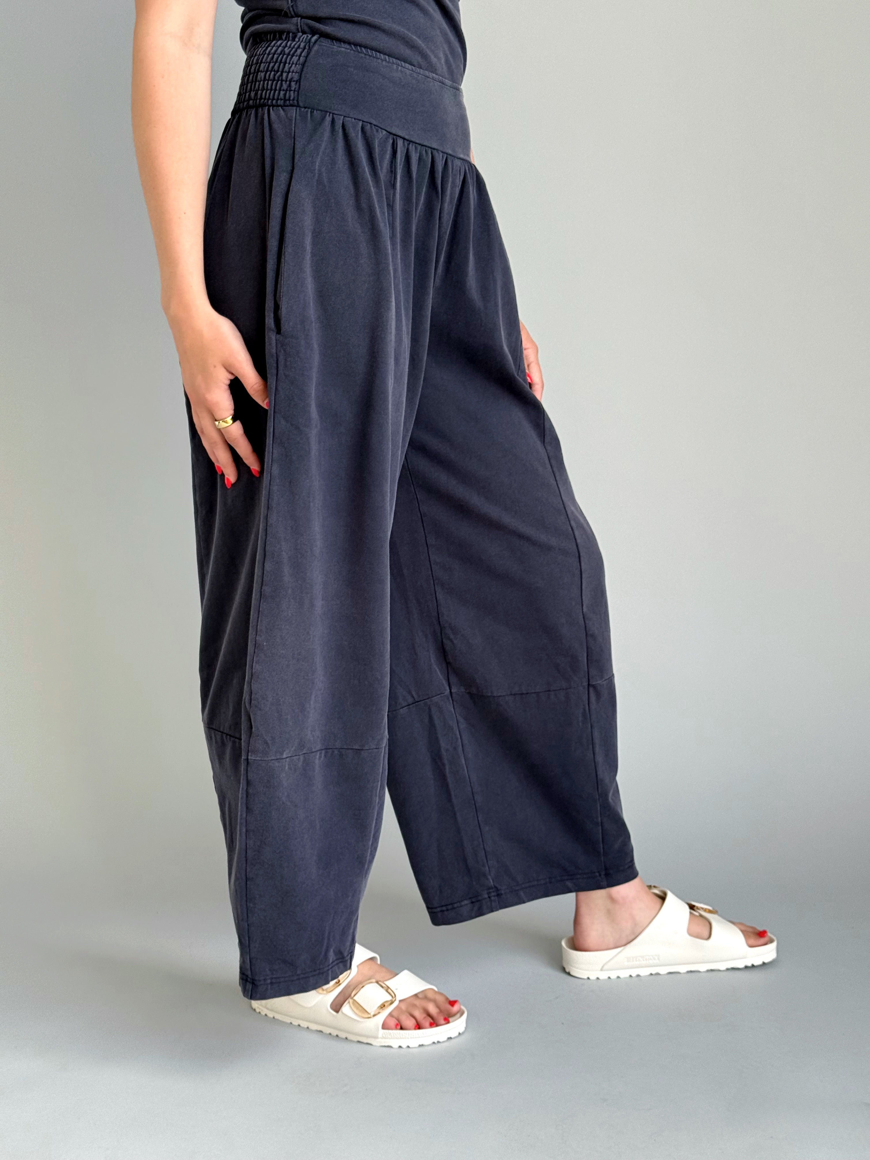 Eleni Sweatpants - ASH BLACK - willows clothing Sweatpants