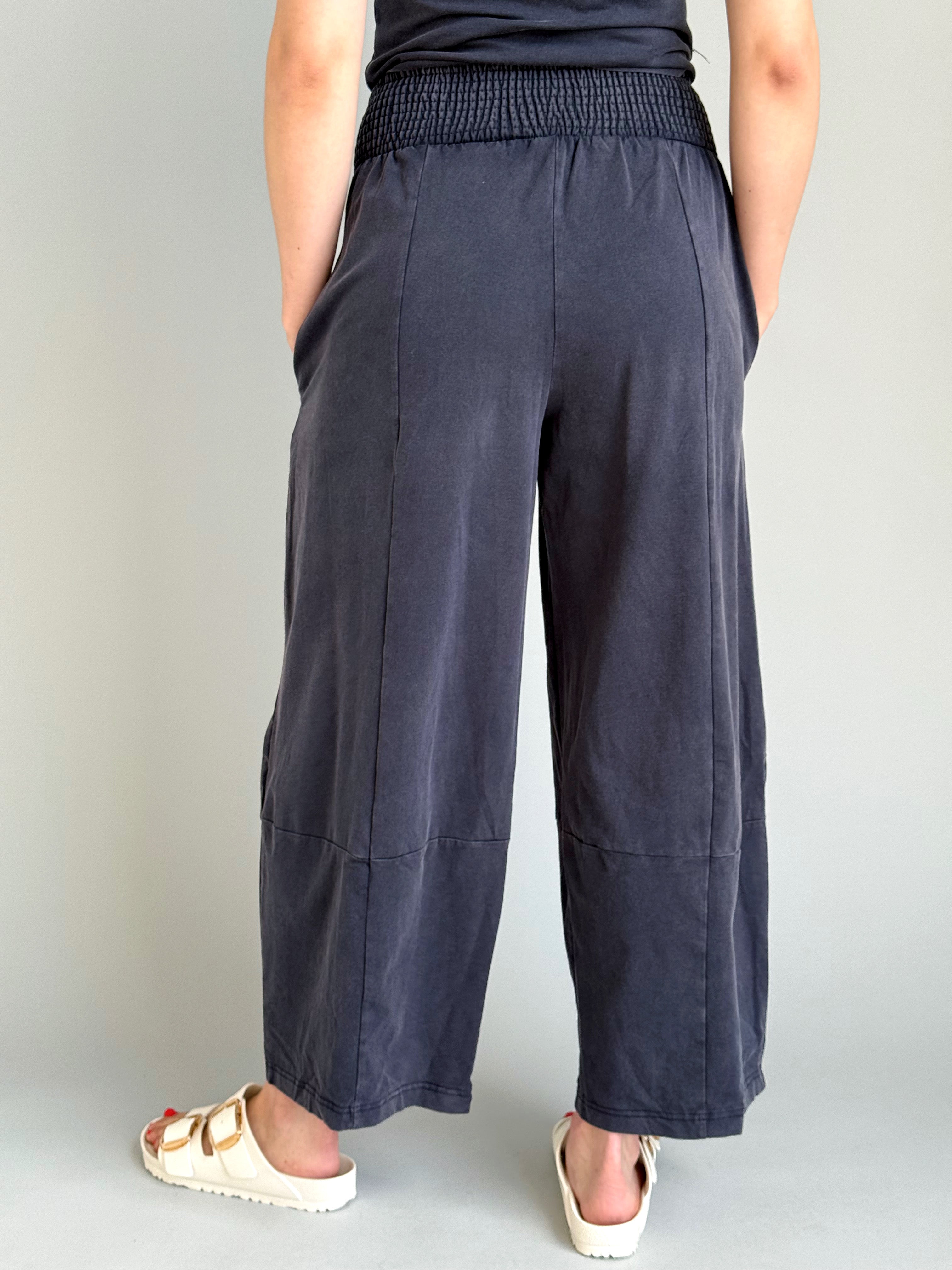 Eleni Sweatpants - ASH BLACK - willows clothing Sweatpants
