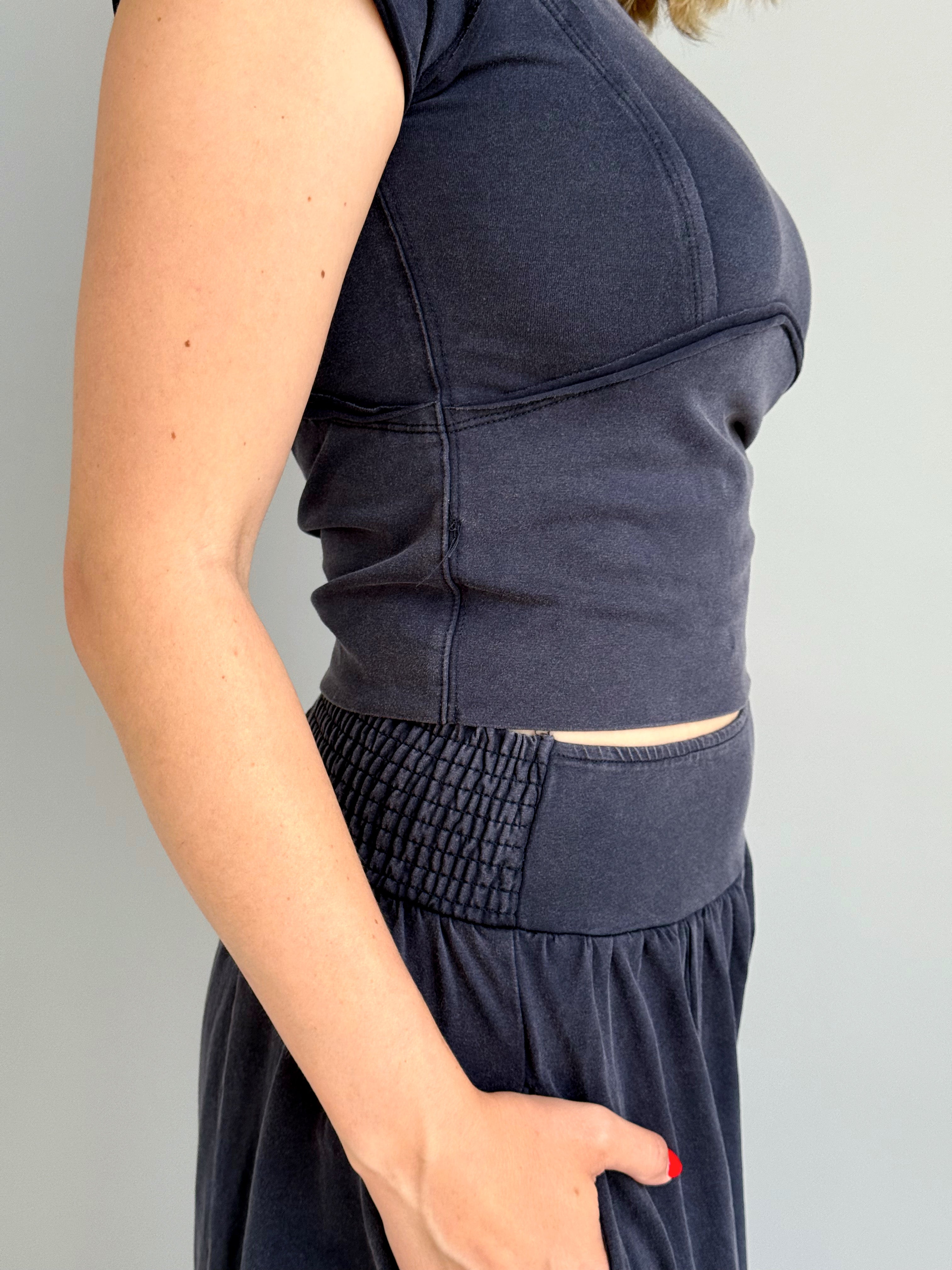 Eleni Tee - ASH BLACK - willows clothing S/S SHIRT