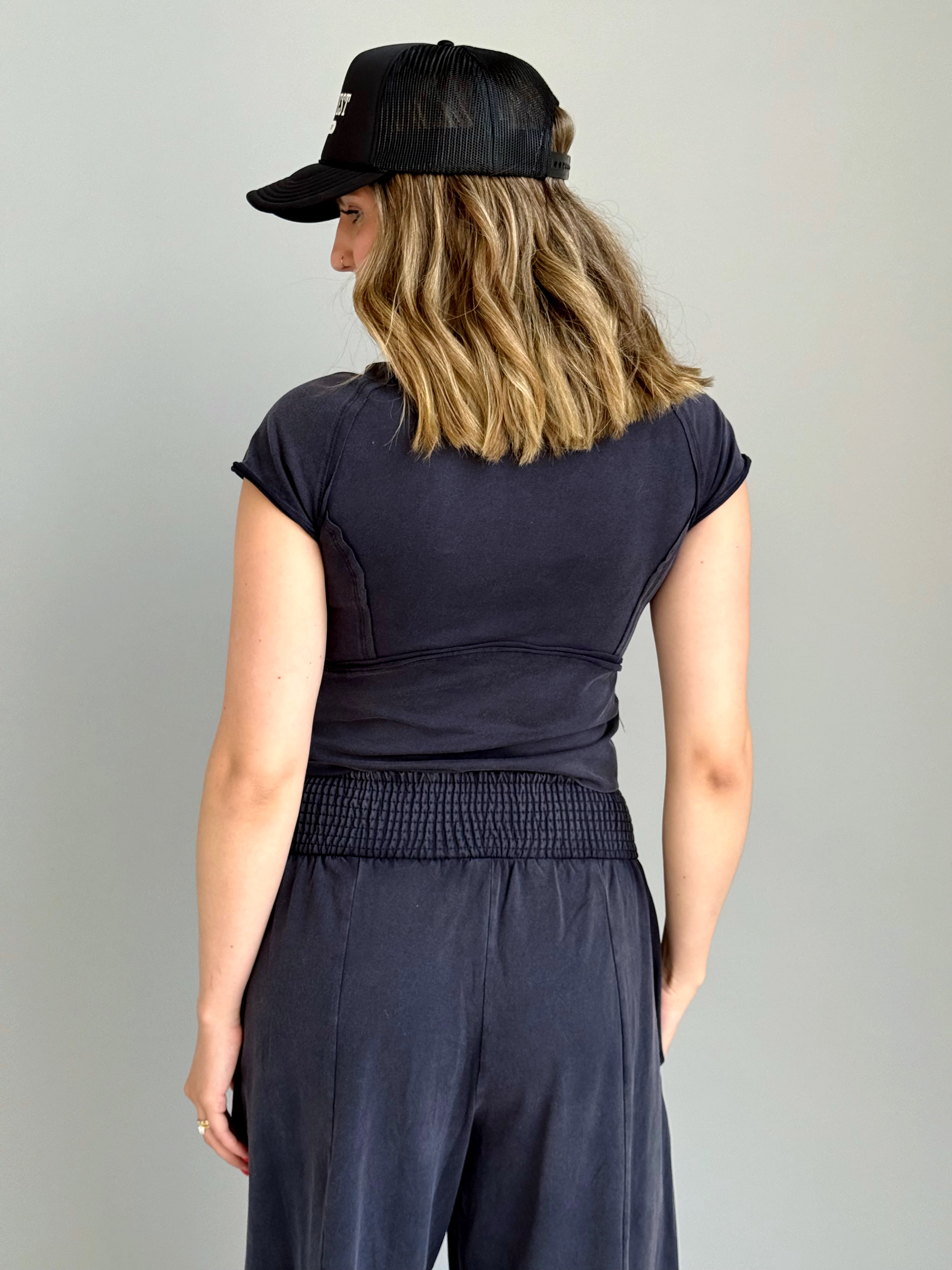 Eleni Tee - ASH BLACK - willows clothing S/S SHIRT