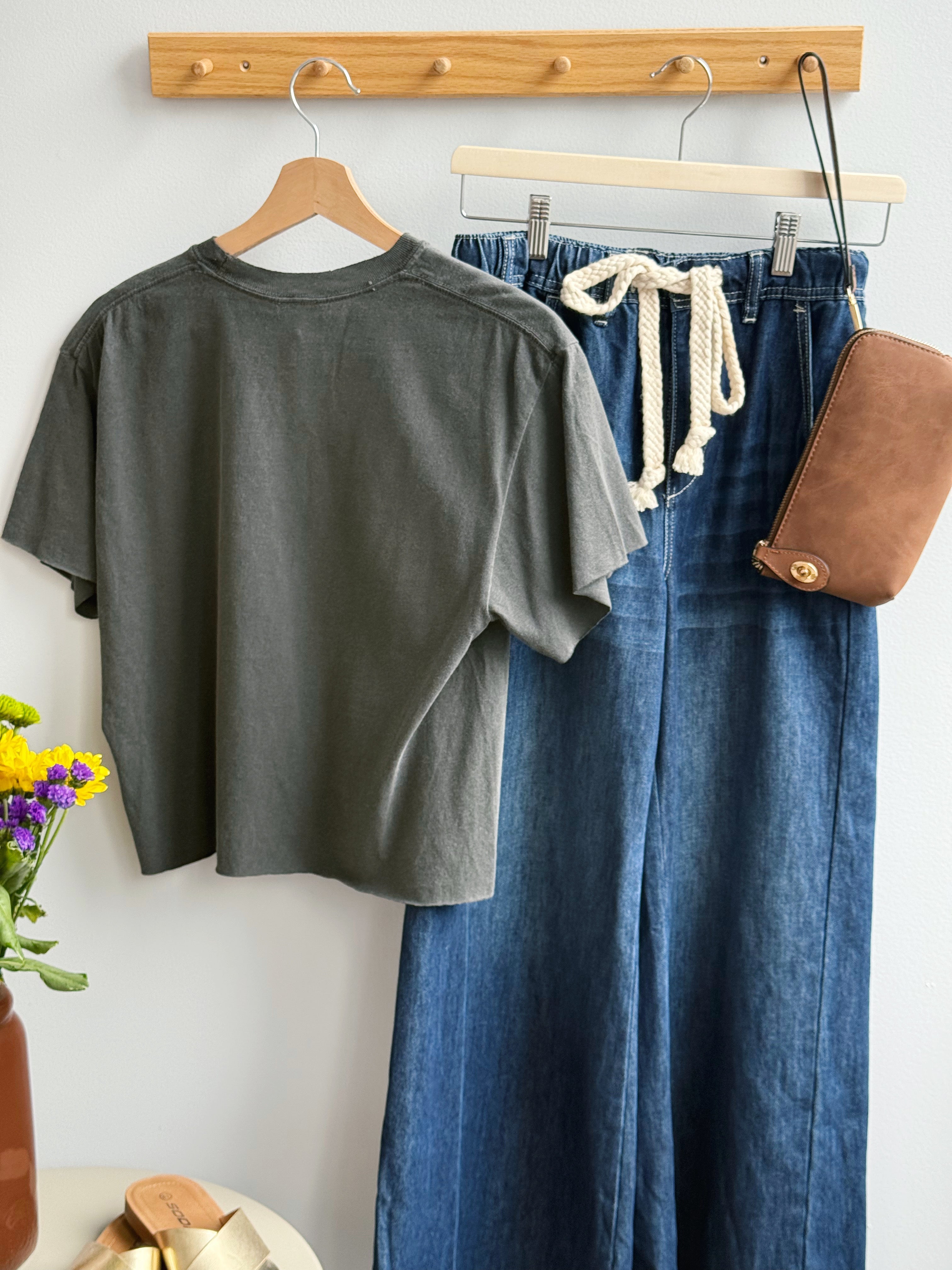 Elora Flower Top- PEPPER - willows clothing S/S SHIRT