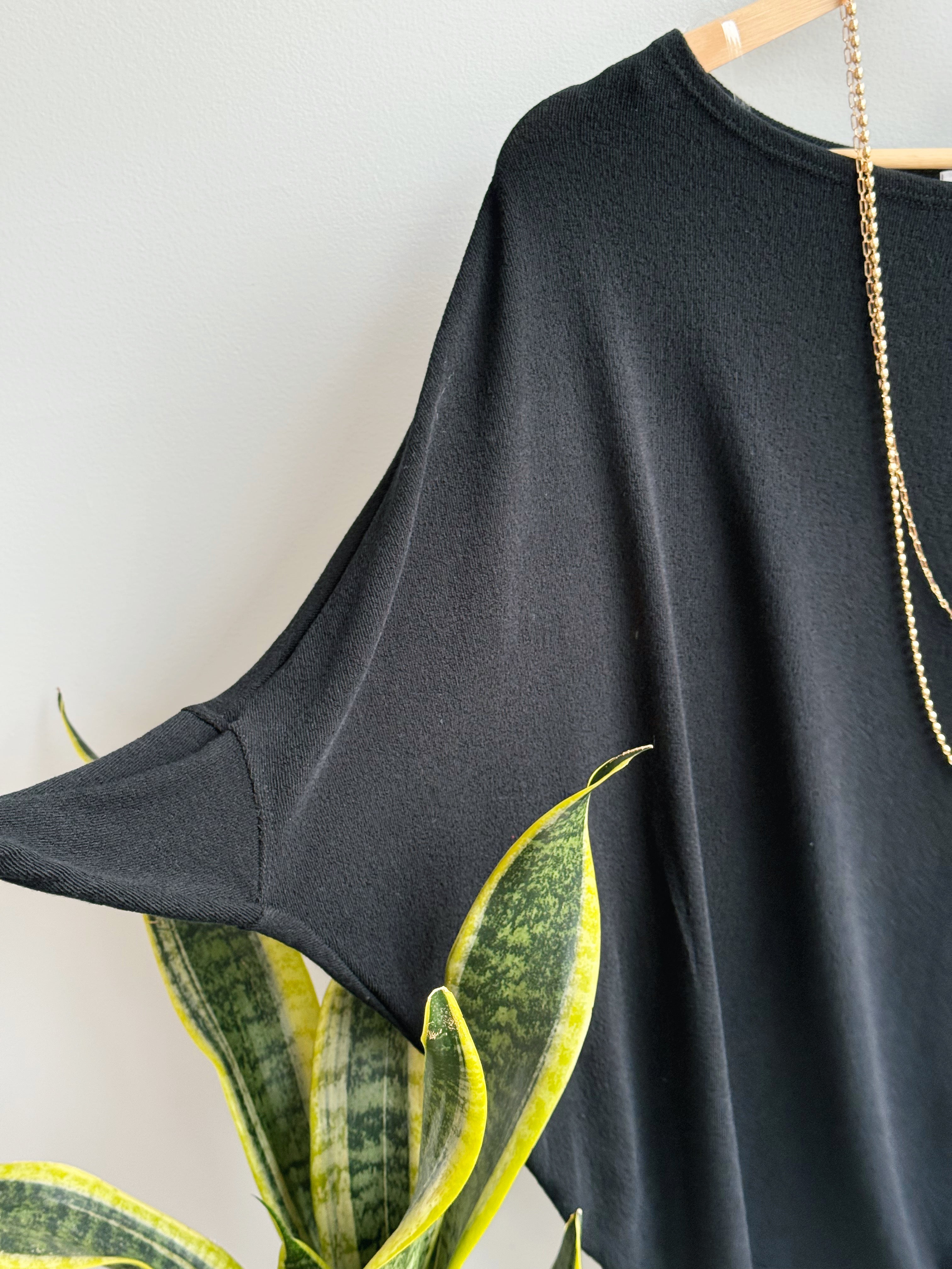 Favorite Comfy Tunic - BLACK - willows clothing L/S Shirt