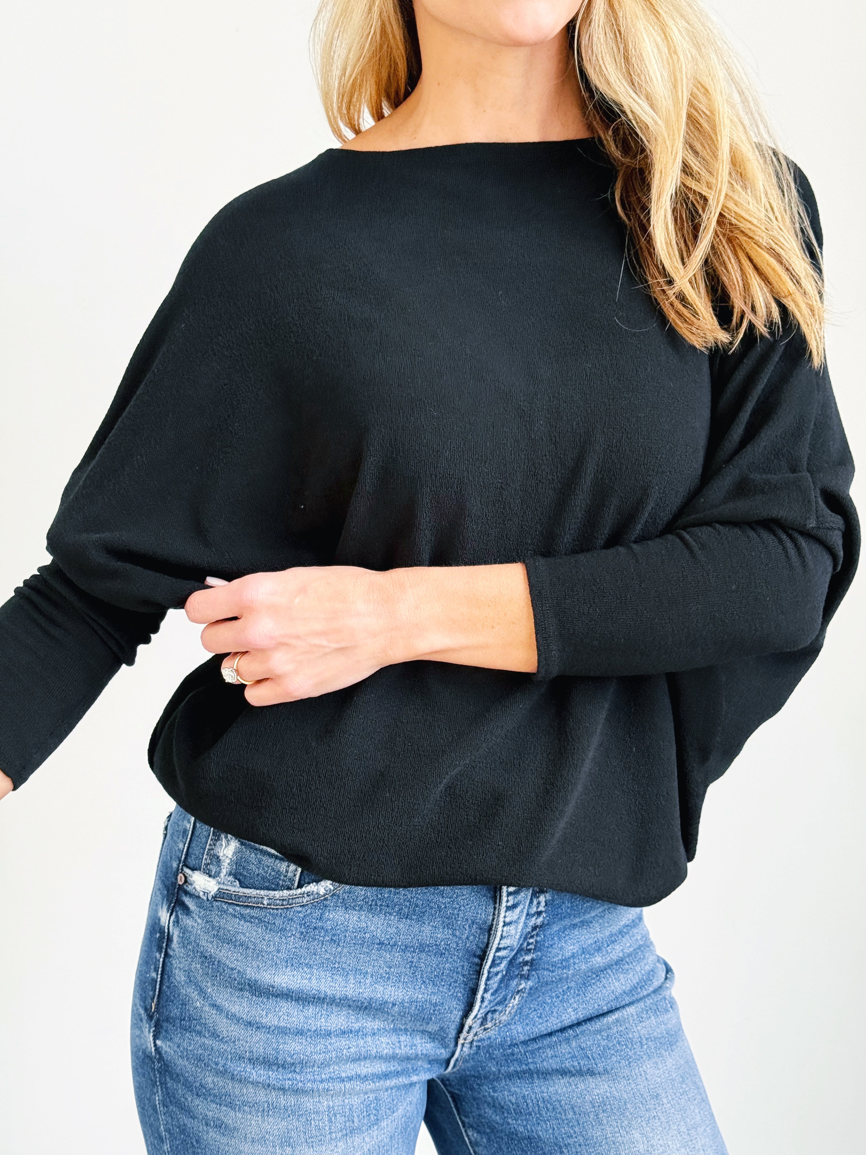 Favorite Comfy Tunic - BLACK - willows clothing L/S Shirt
