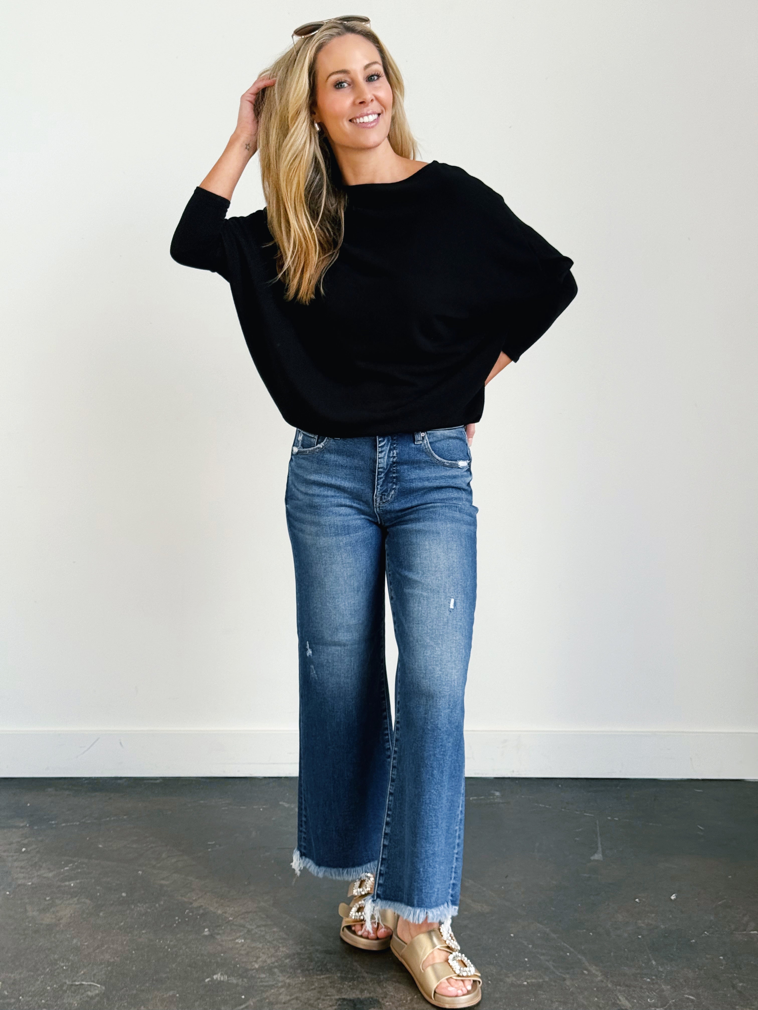 Favorite Comfy Tunic - BLACK - willows clothing L/S Shirt