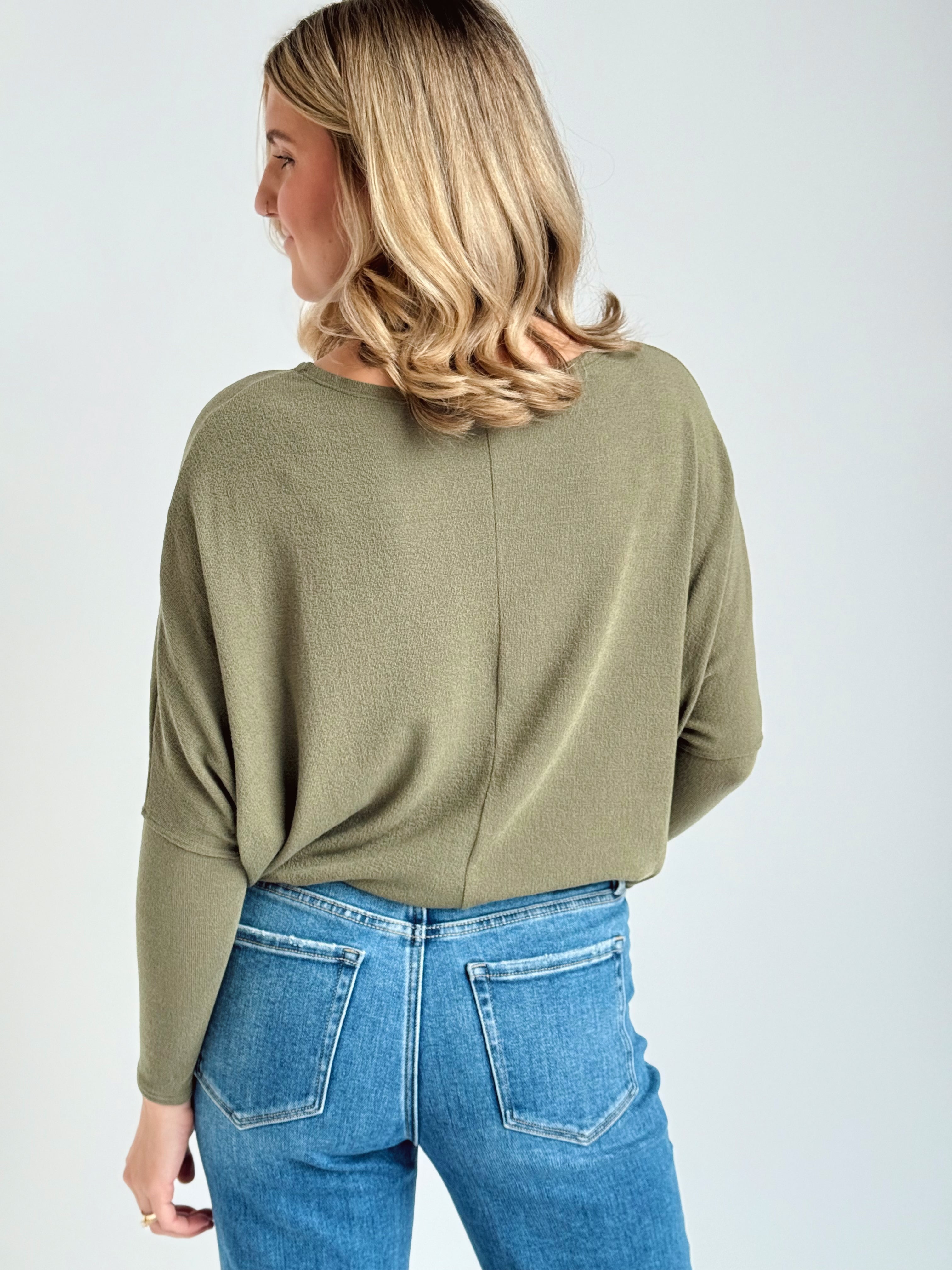 Favorite Comfy Tunic - OLIVE - willows clothing L/S Shirt
