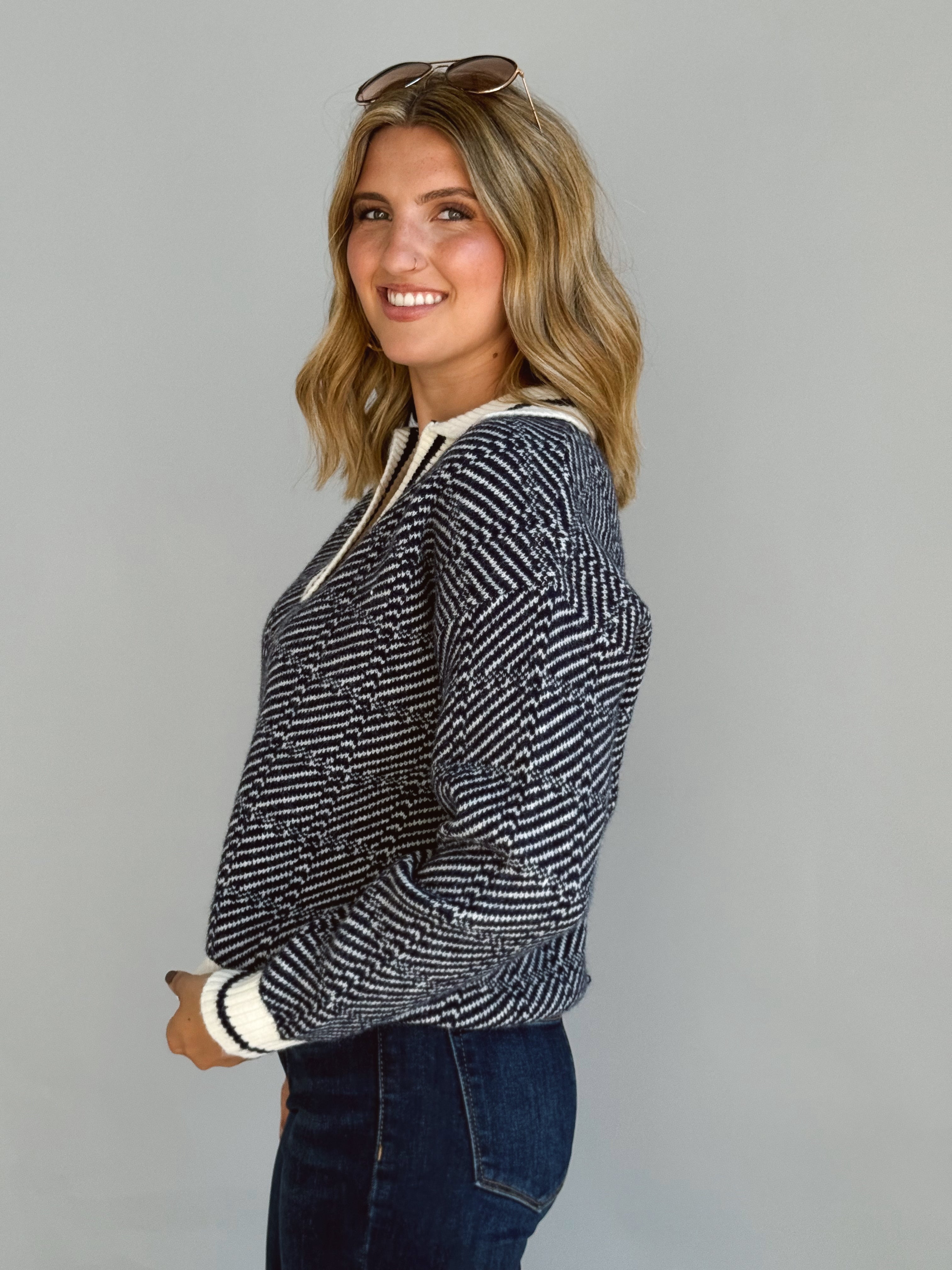Gilbert Sweater - NAVY - willows clothing SWEATER