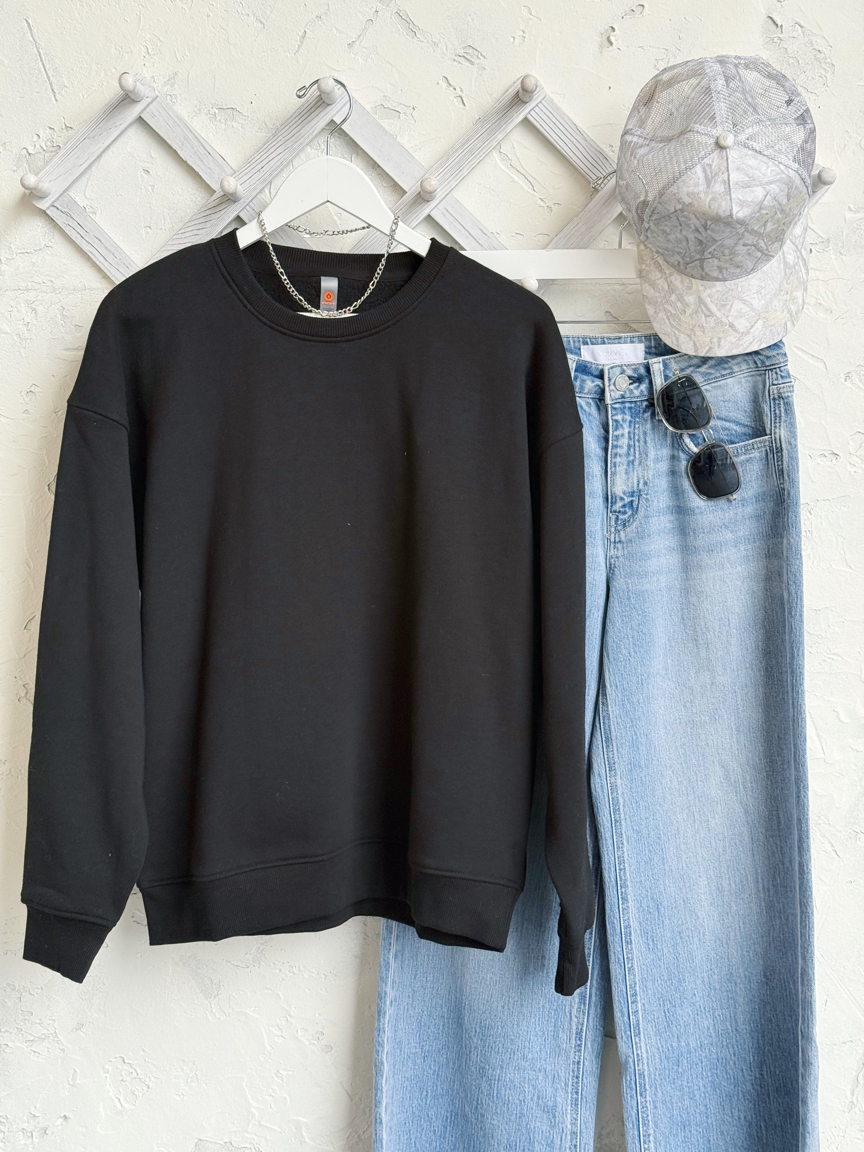 Go - To Sweatshirt - BLACK - willows clothing SWEATSHIRT