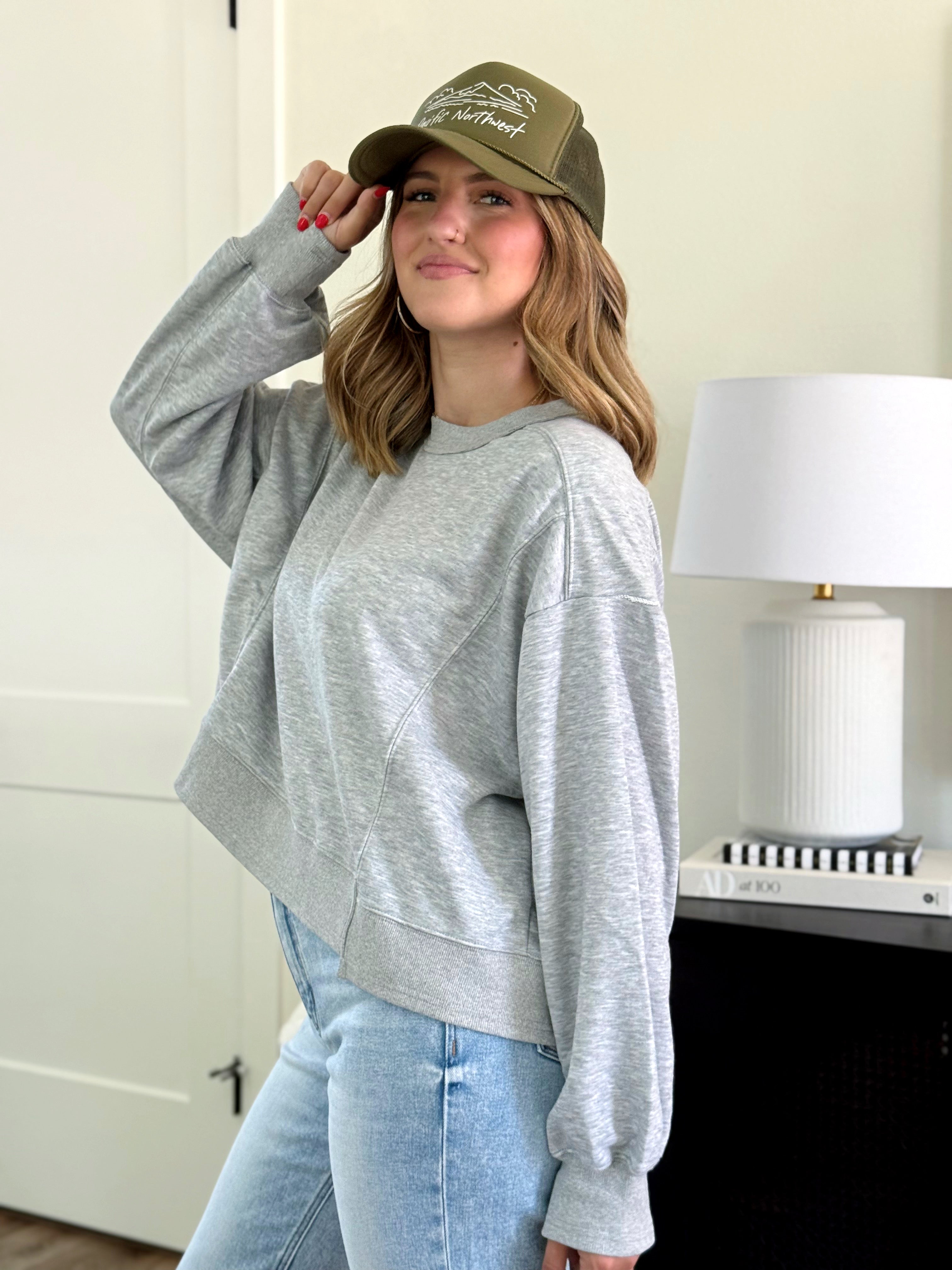 Hansen Sweatshirt - HEATHER GREY - willows clothing SWEATSHIRT