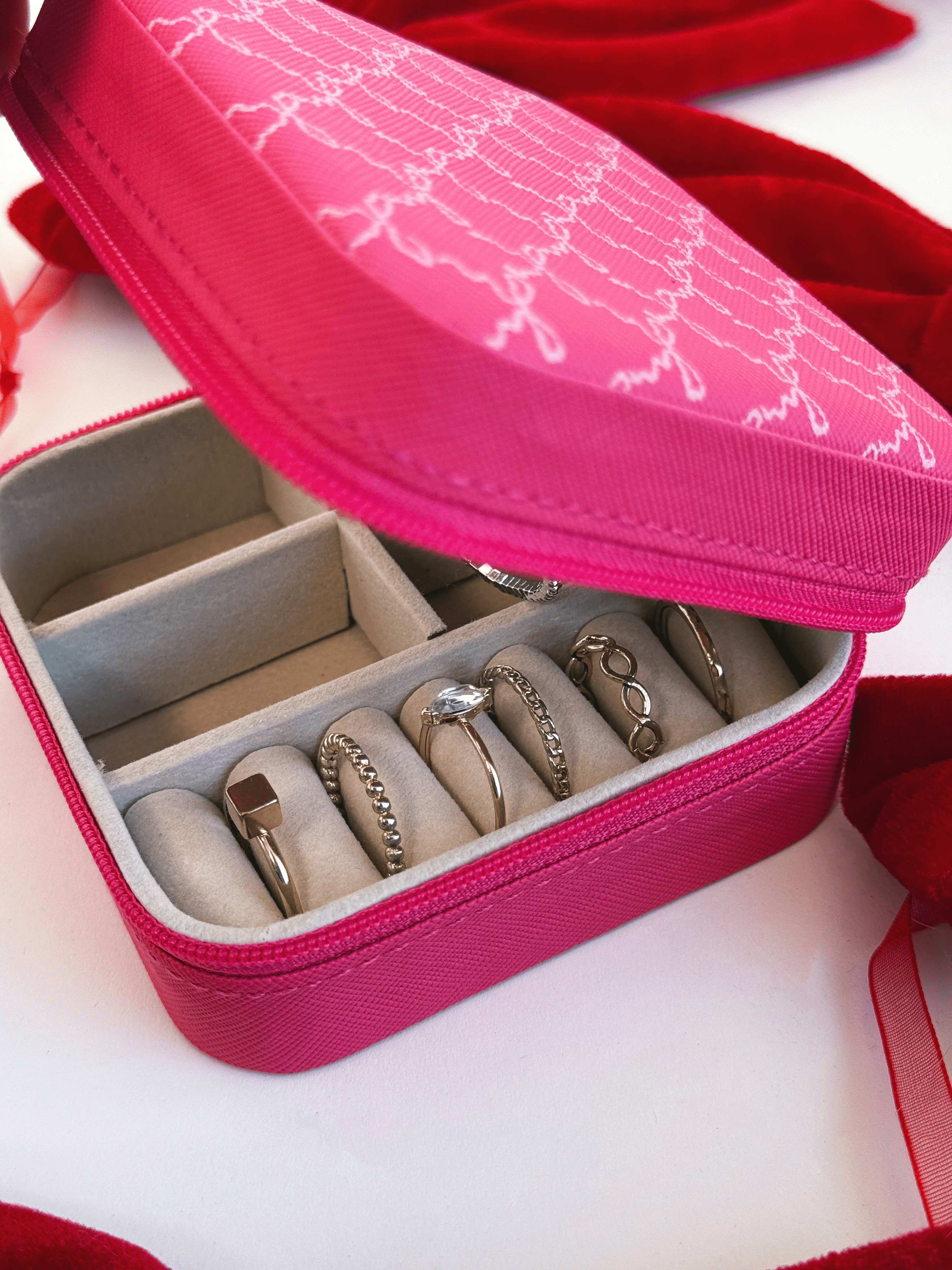 Heartstrings Jewelry Organizer - BOW FUCHSIA - willows clothing Gifts