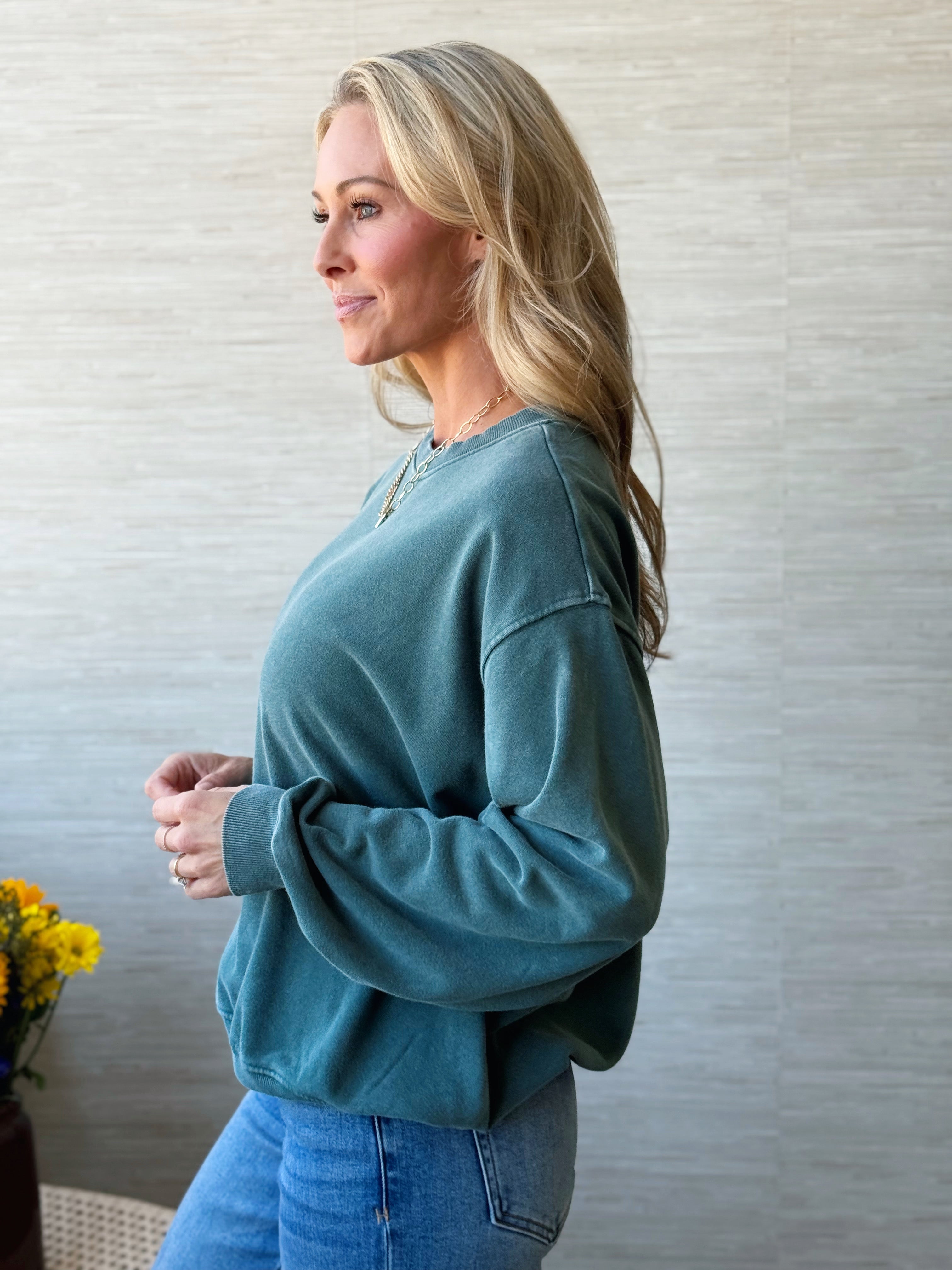 Honeycrisp Sweatshirt- DARK GREEN - willows clothing SWEATSHIRT