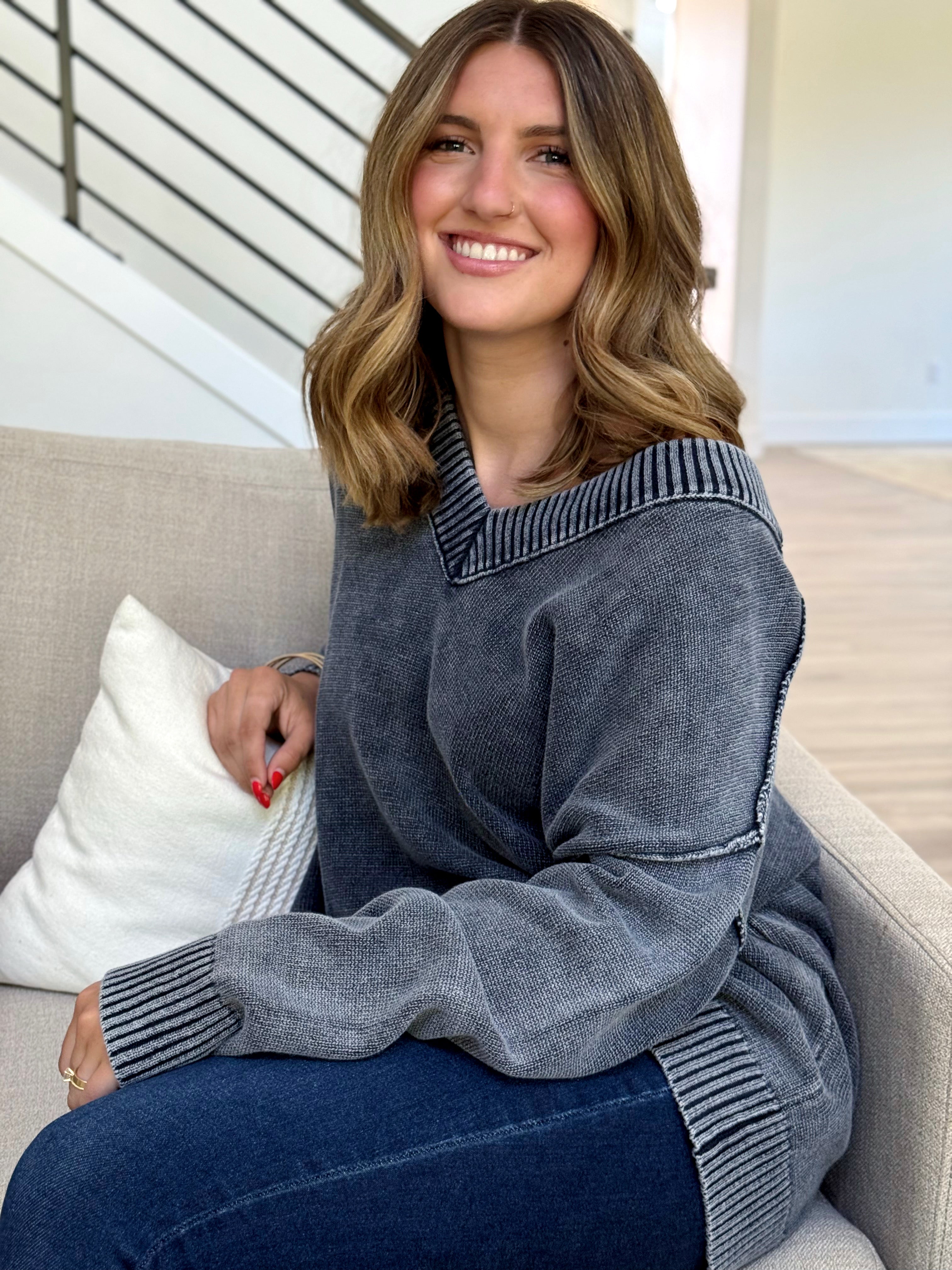 Horizon Sweater - NAVY - willows clothing SWEATER