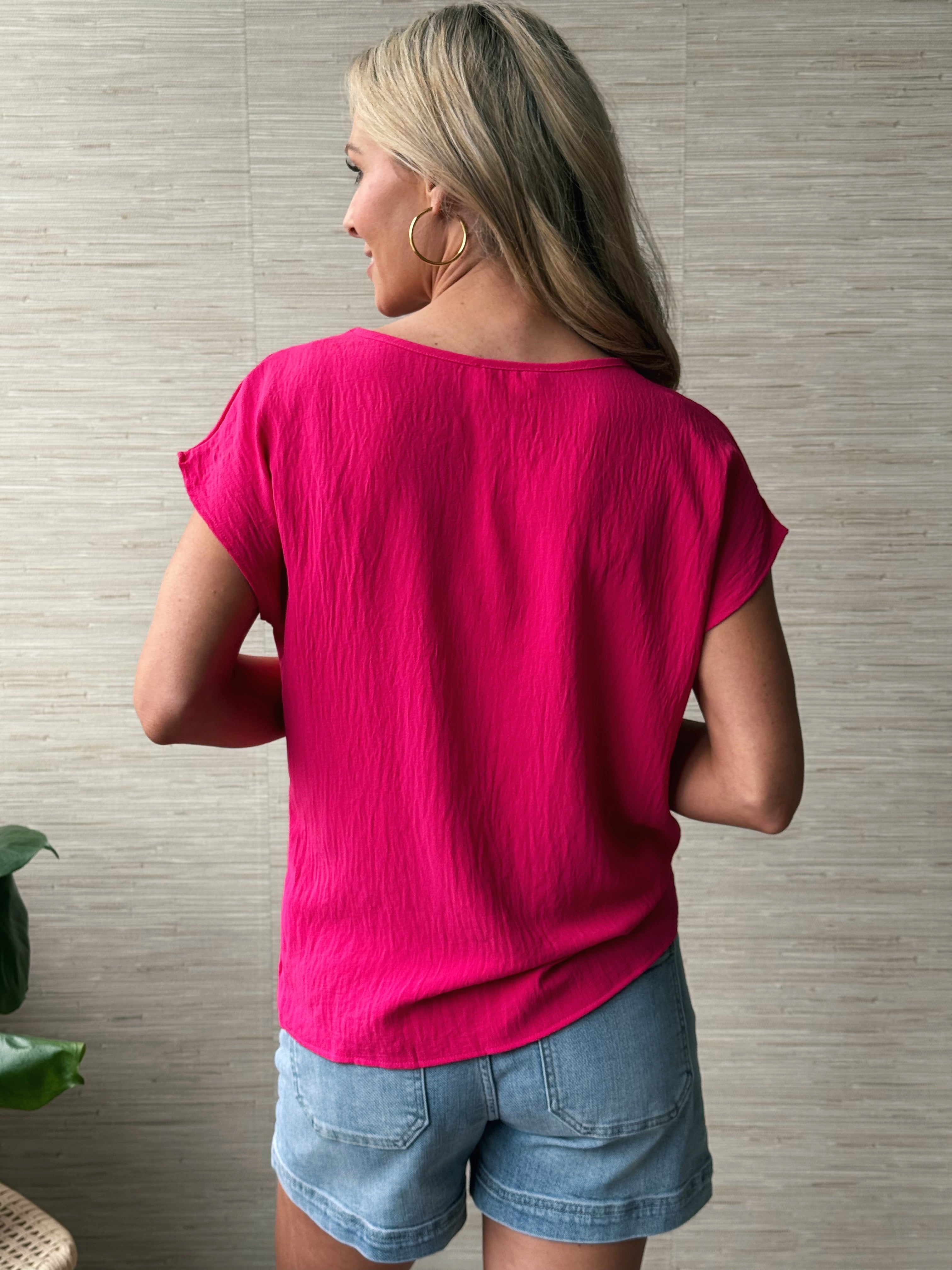 Jazlyn Top - HOT PINK - willows clothing S/S SHIRT