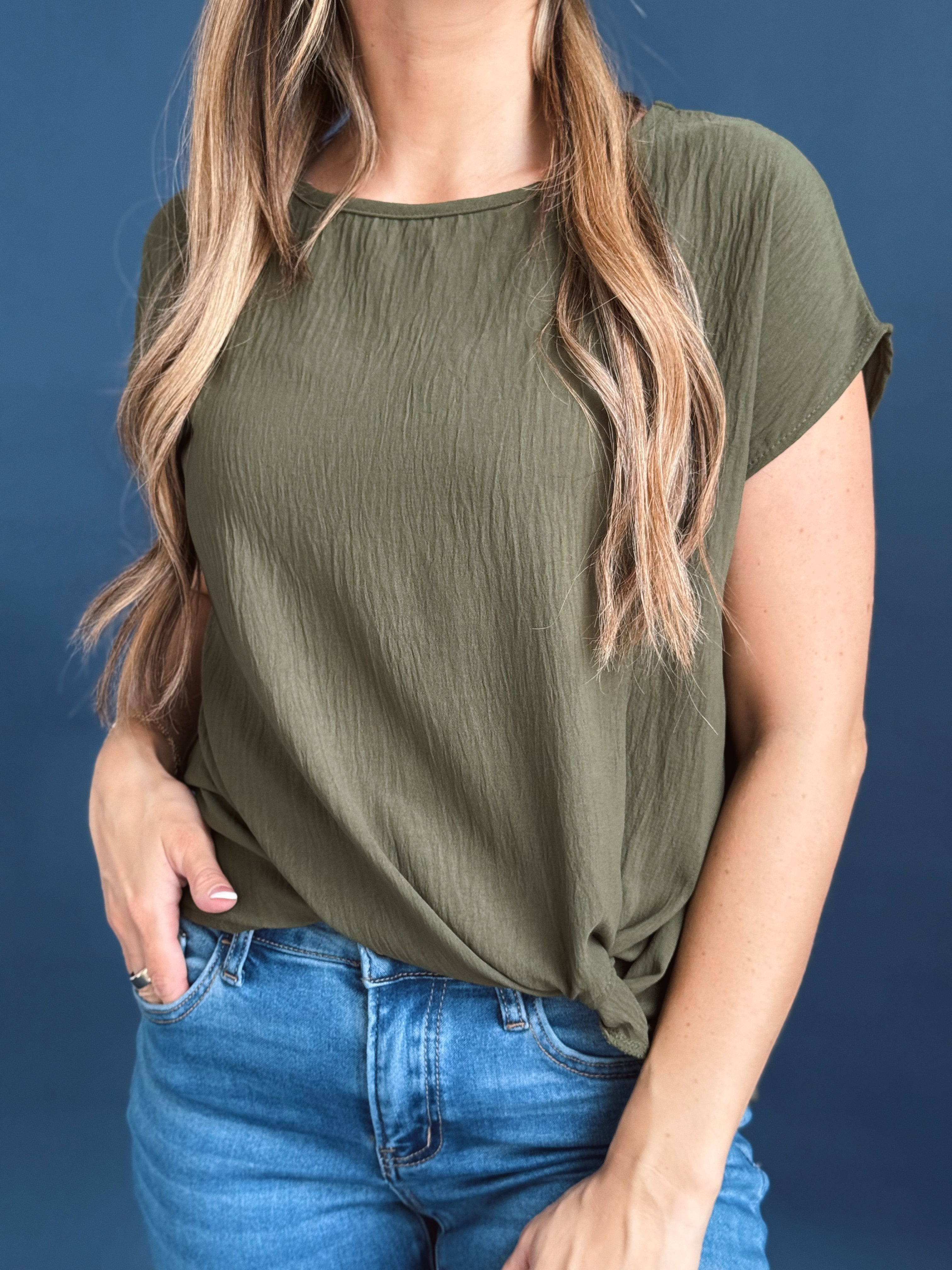 Jazlyn Top - OLIVE - willows clothing S/S Shirt