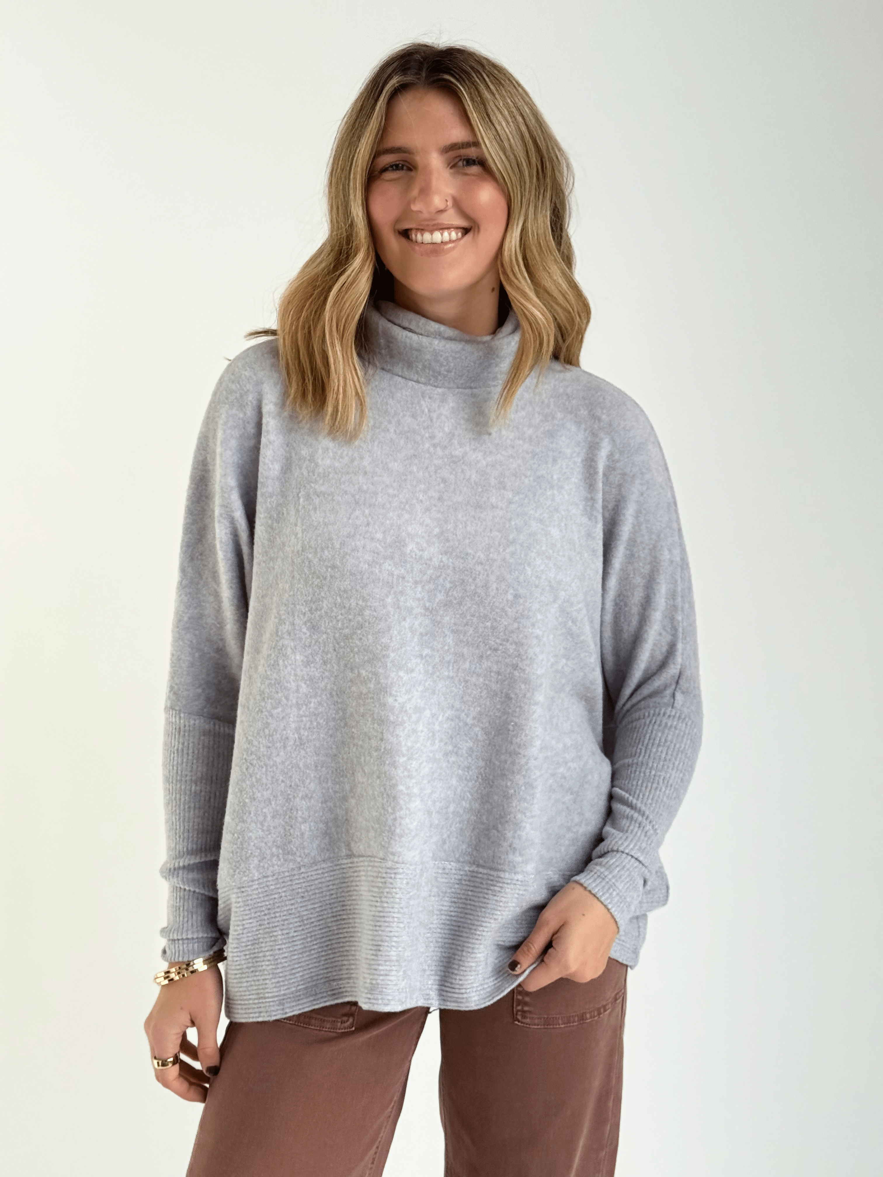 Kaya Sweater - HEATHER GREY - willows clothing SWEATER