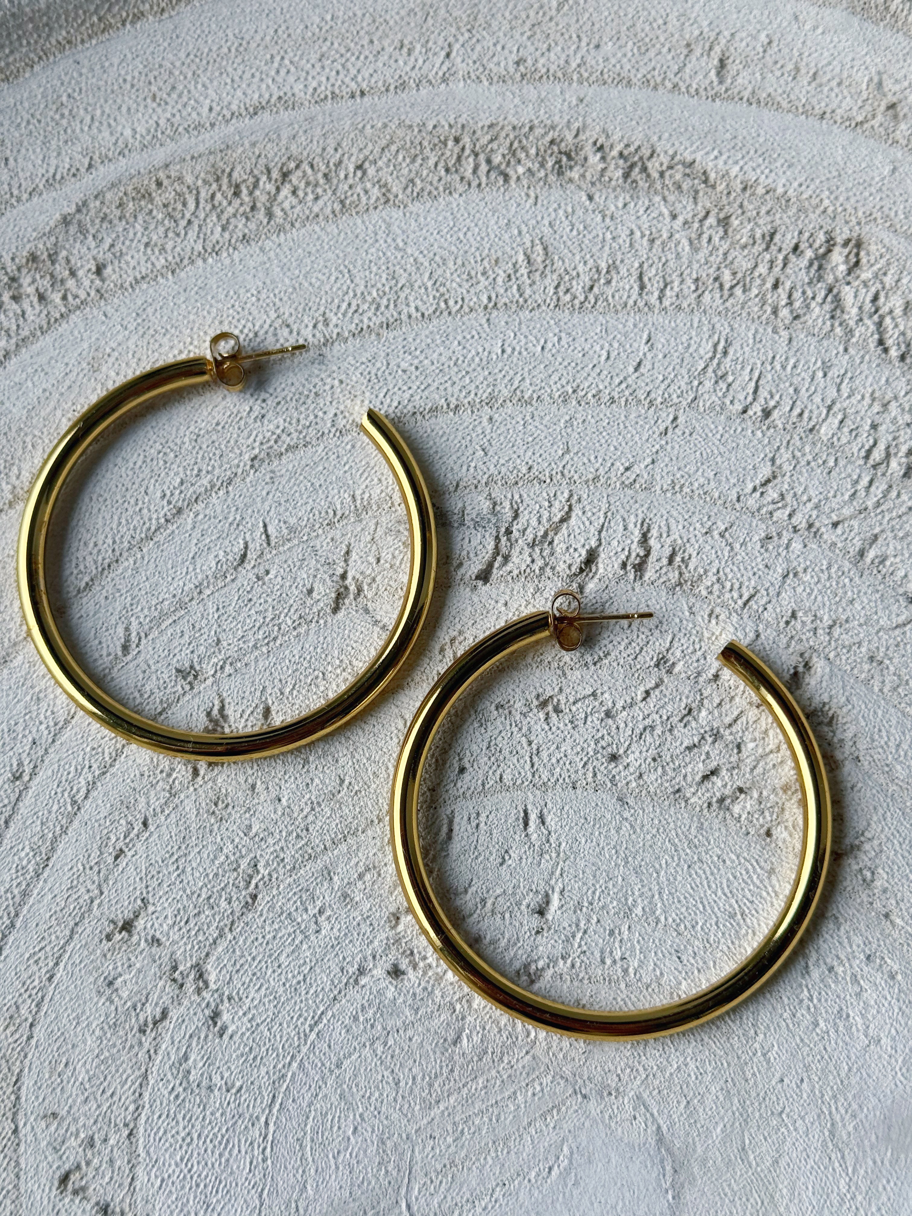 Kim Hoop Earrings - GOLD - willows clothing EARRINGS
