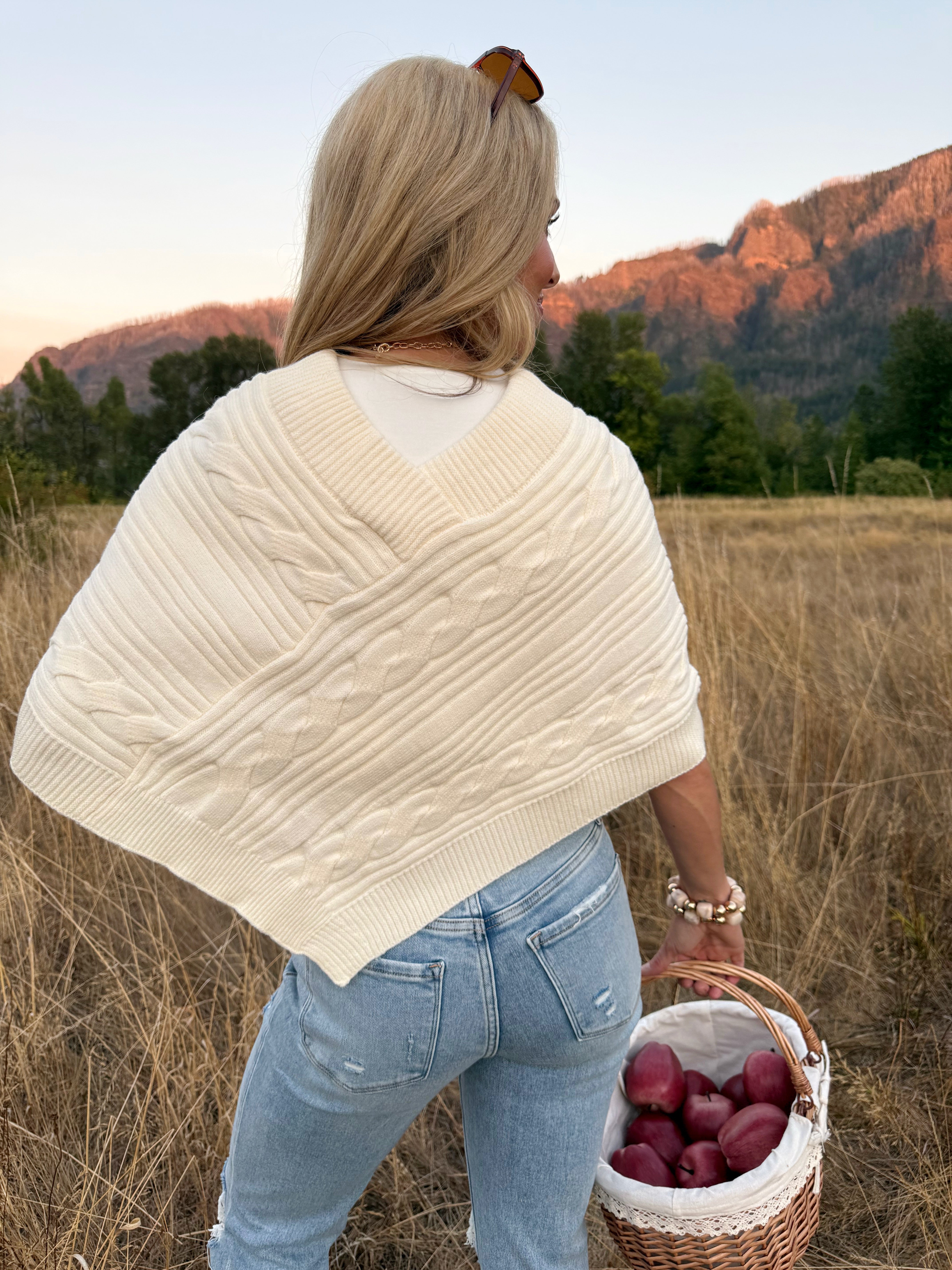 Kunkle Poncho- CREAM - willows clothing PONCHO