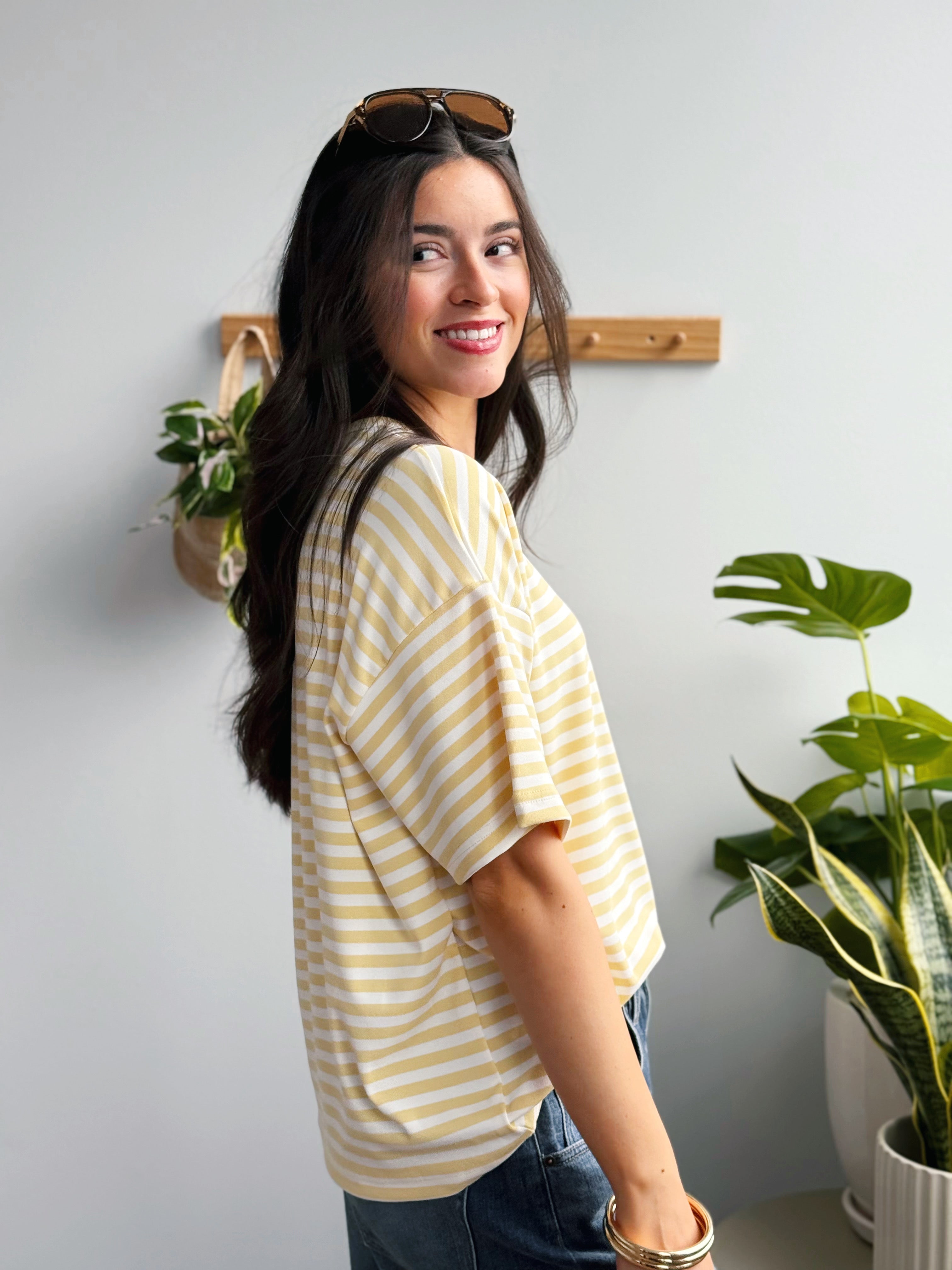 Lindsay Tee - BUTTER/WHITE - willows clothing S/S SHIRT