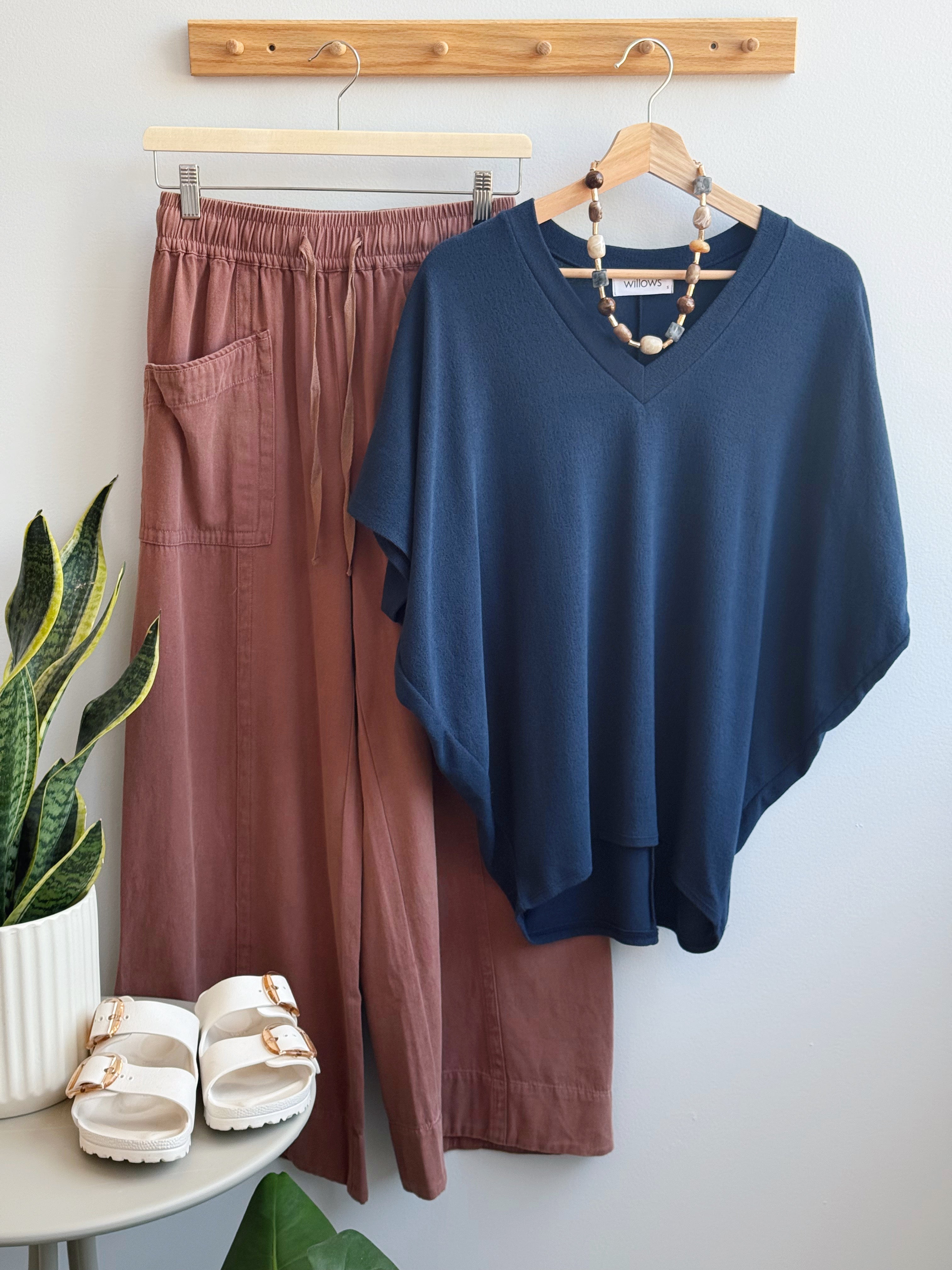 Lori V-Neck Tee - NAVY - willows clothing S/S SHIRT