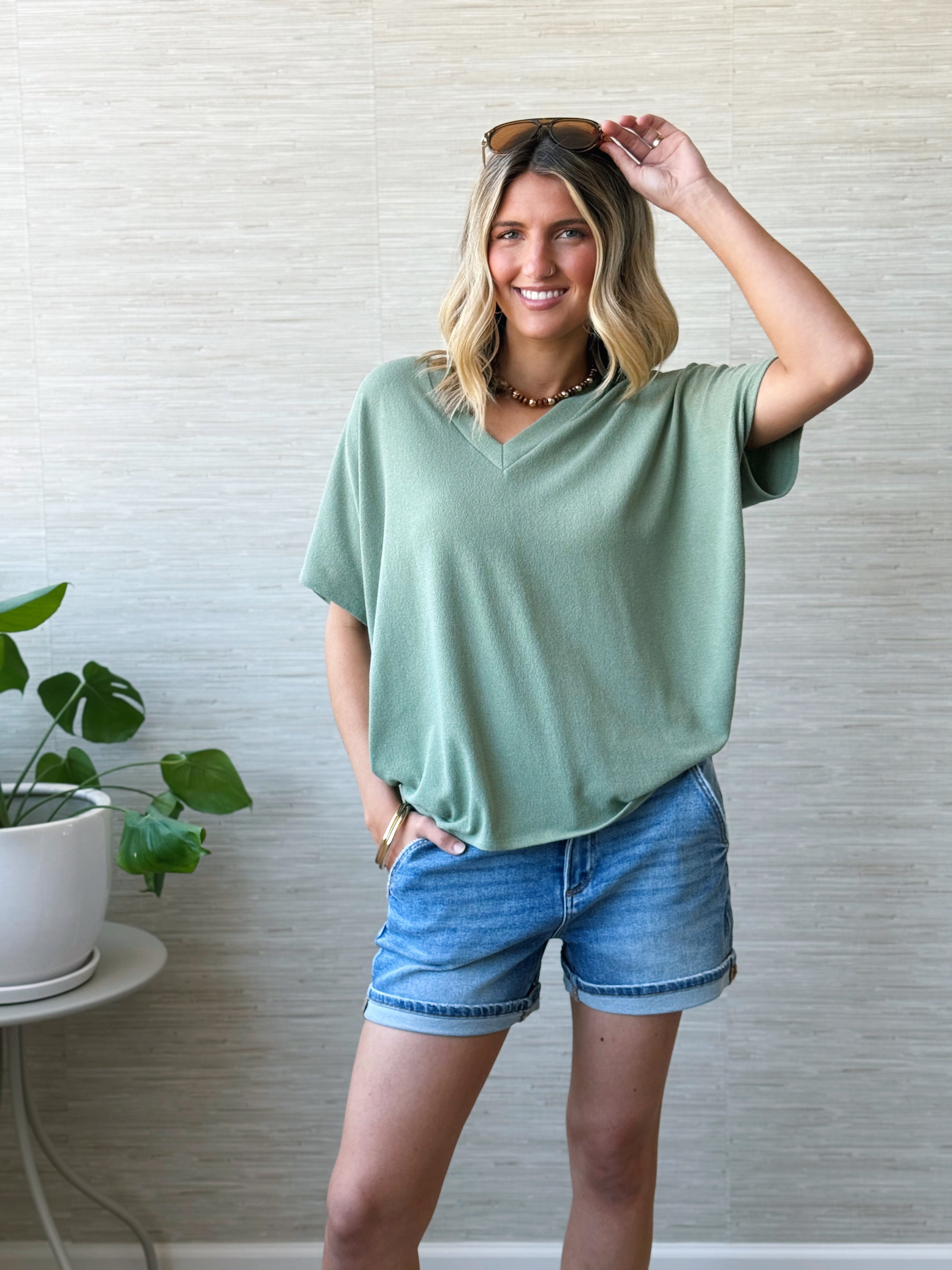 Lori V-Neck Tee - NEW OLIVE - willows clothing S/S Shirt