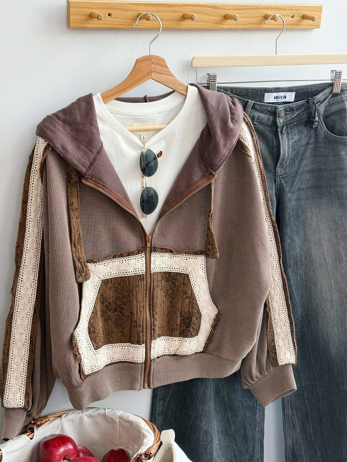 Magnolia Patchwork Sweatshirt - RUSTIC BROWN - willows clothing SWEATSHIRT