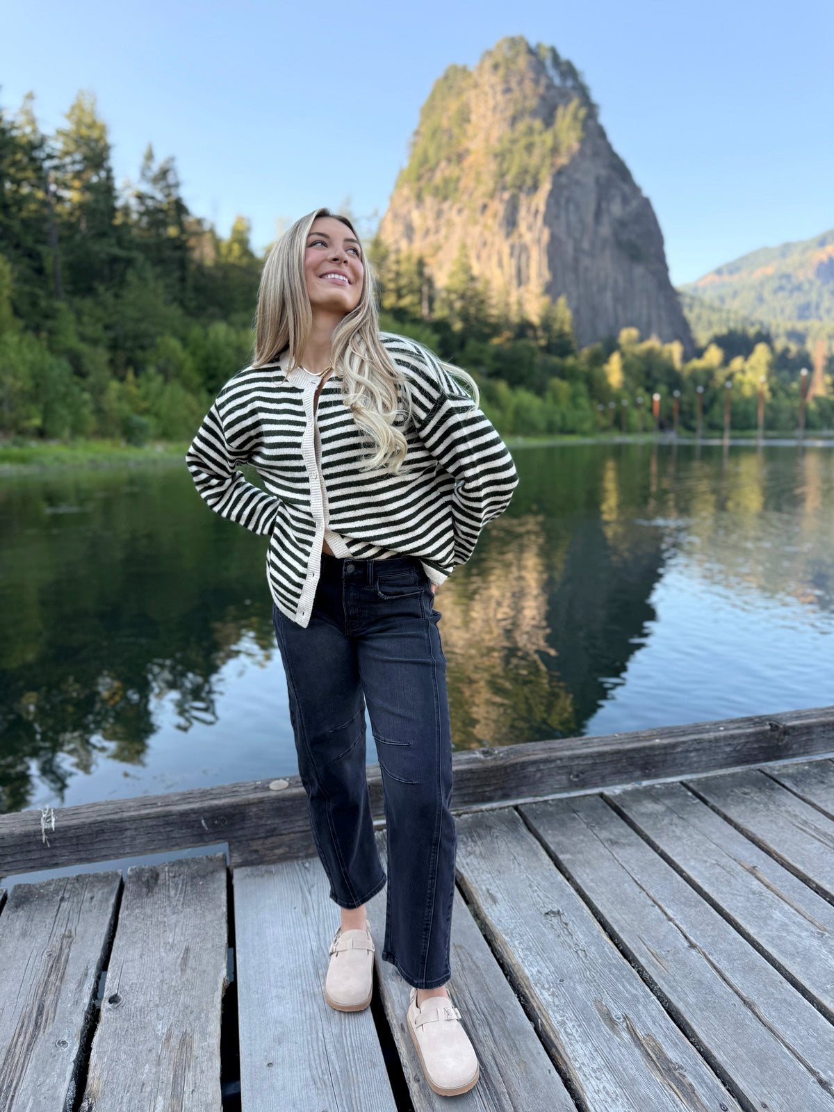 Maison Cardigan - HUNTER GREEN - willows clothing Cardigan