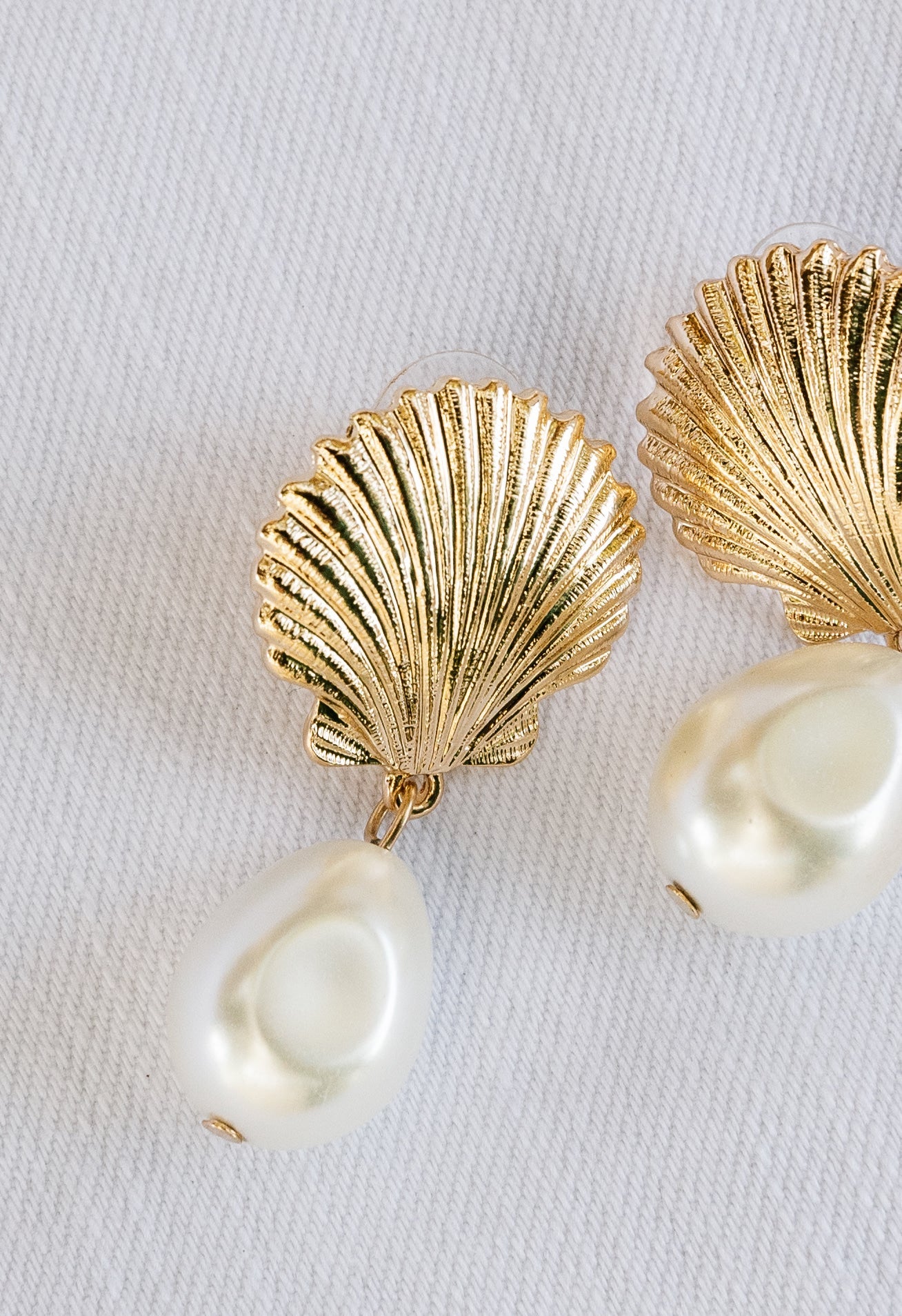 Maren Earrings - GOLD - willows clothing Earrings
