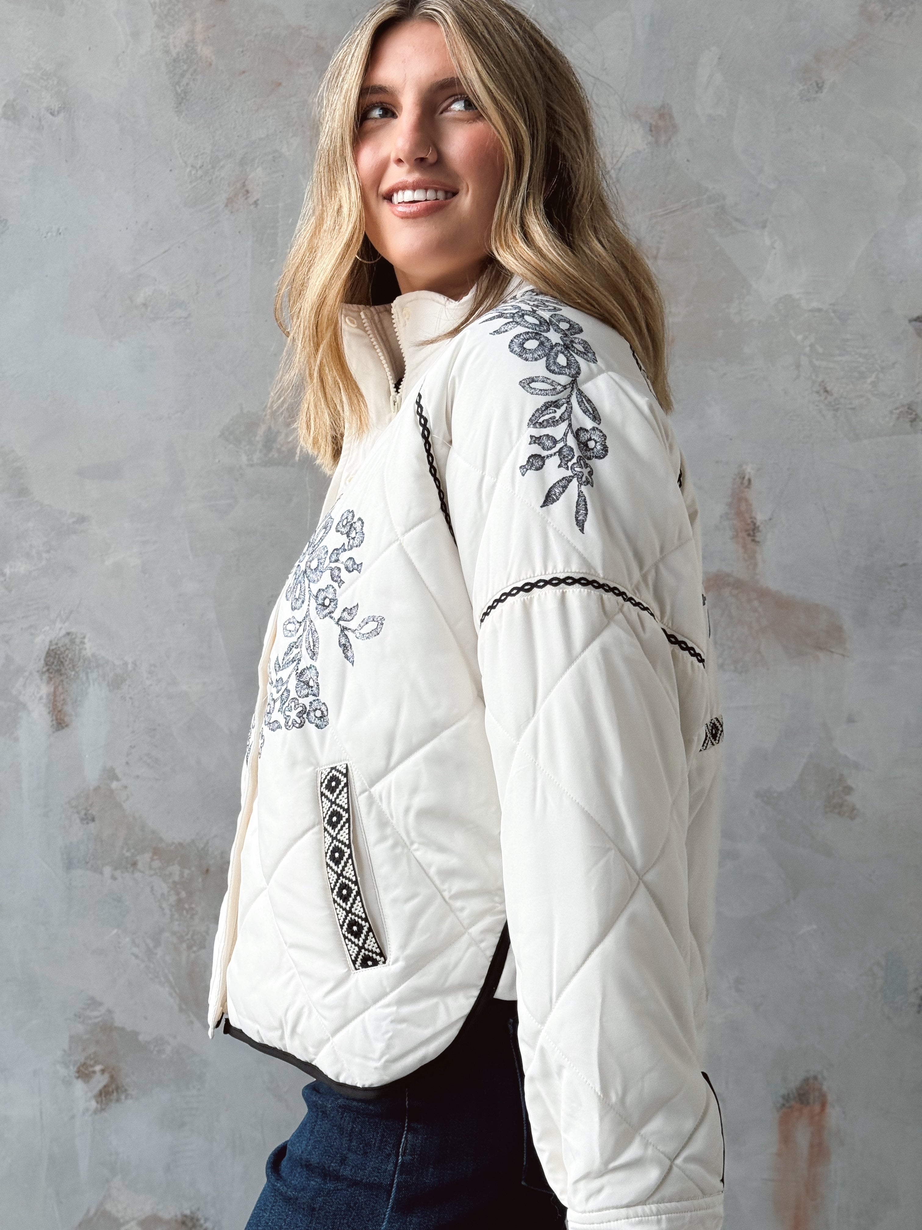 Mayrina Jacket - IVORY/BLACK - willows clothing JACKET