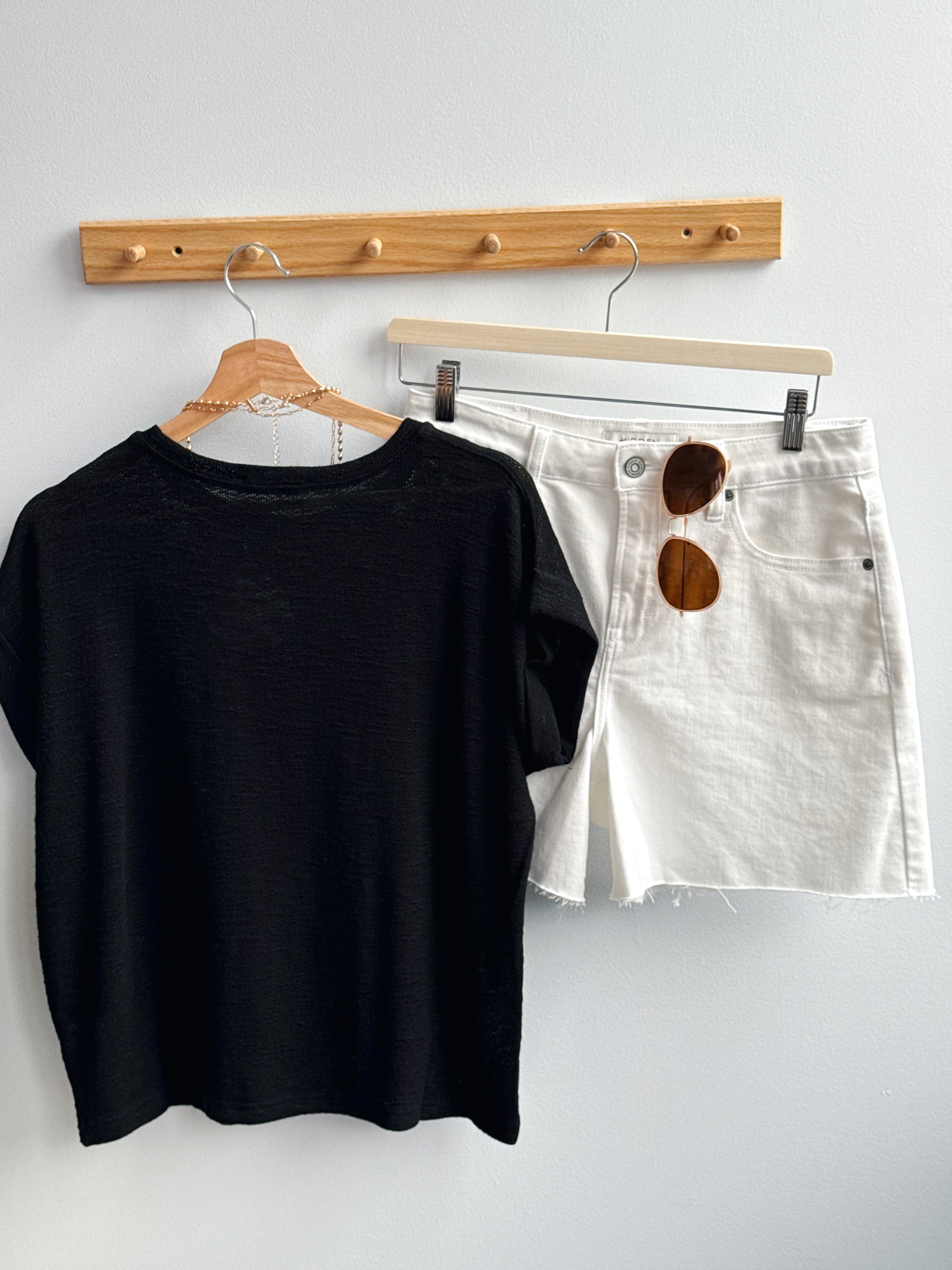 Misty Tee - BLACK - willows clothing S/S SHIRT