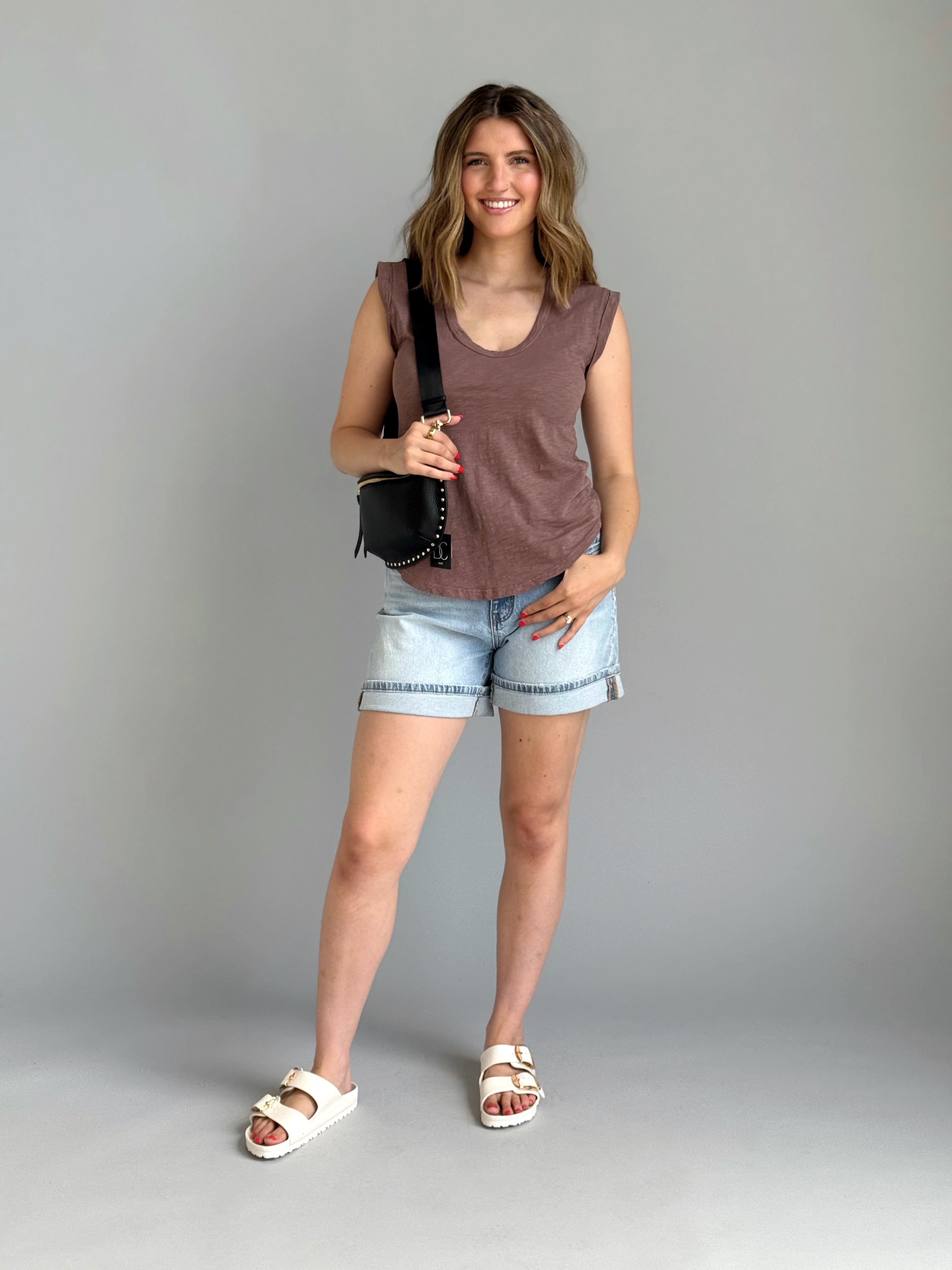 Naomi Tee - CHOCOLATE - willows clothing S/S SHIRT