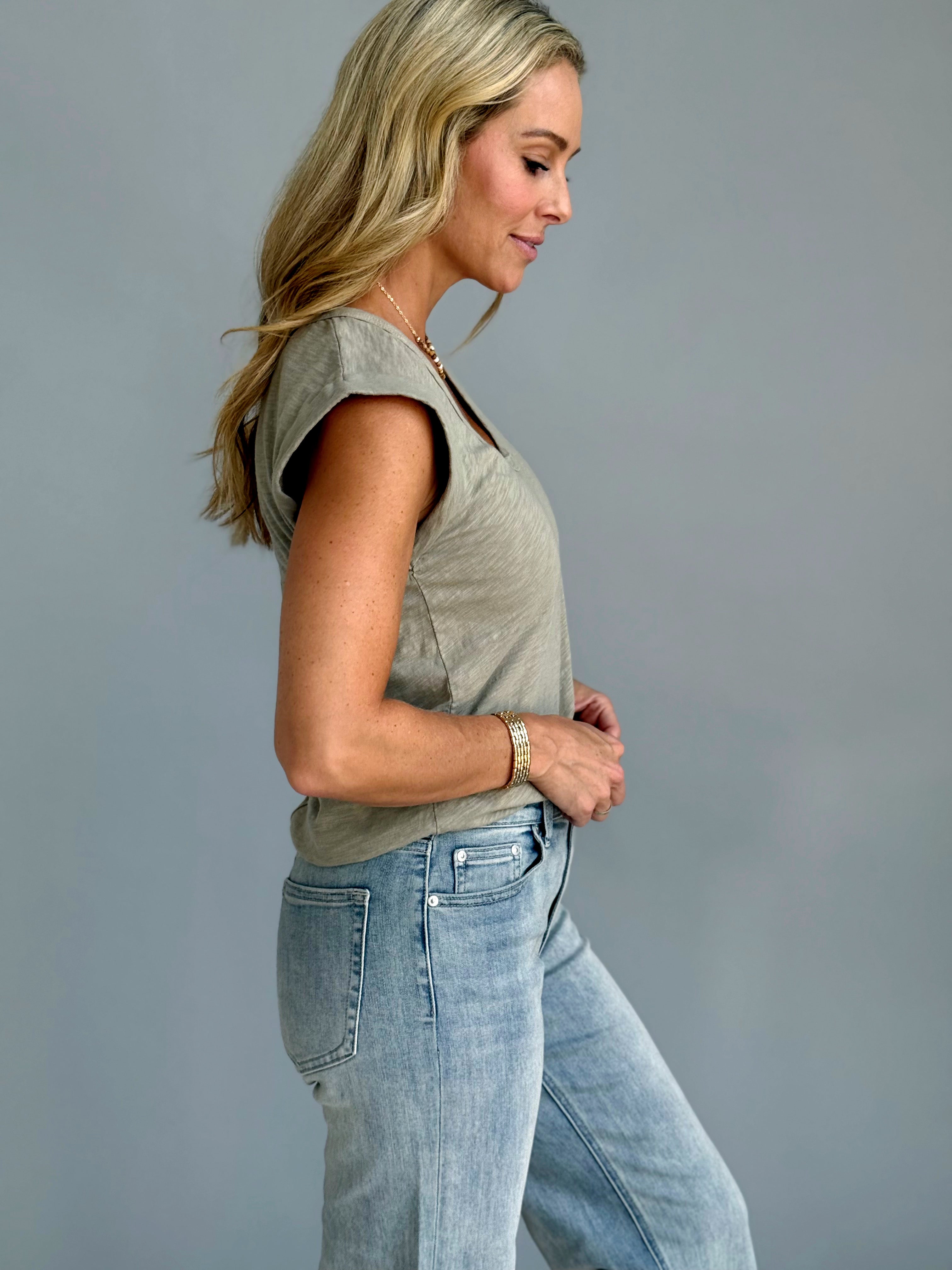 Naomi Tee - DUSTY SAGE - willows clothing S/S SHIRT
