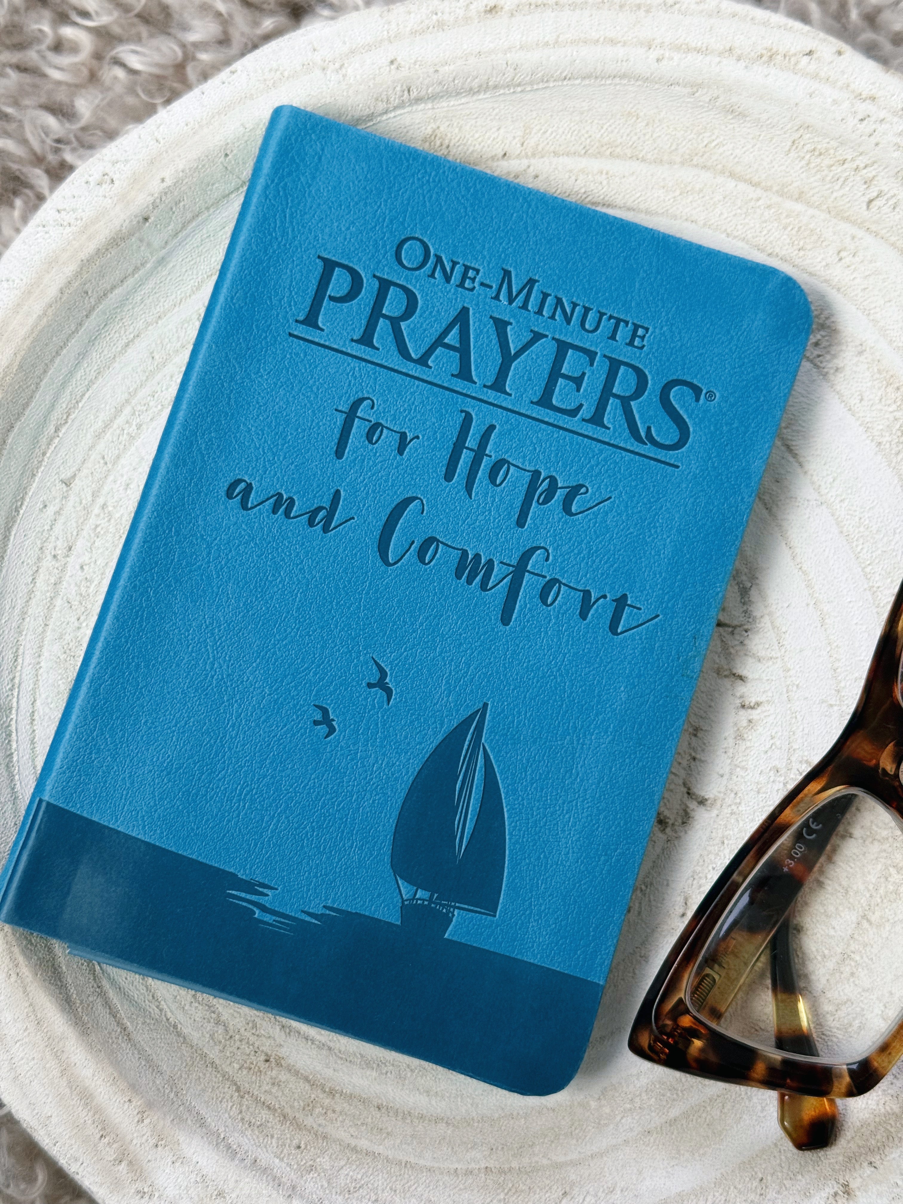 One Minute Prayers for Hope and Comfort Book - willows clothing JOURNAL