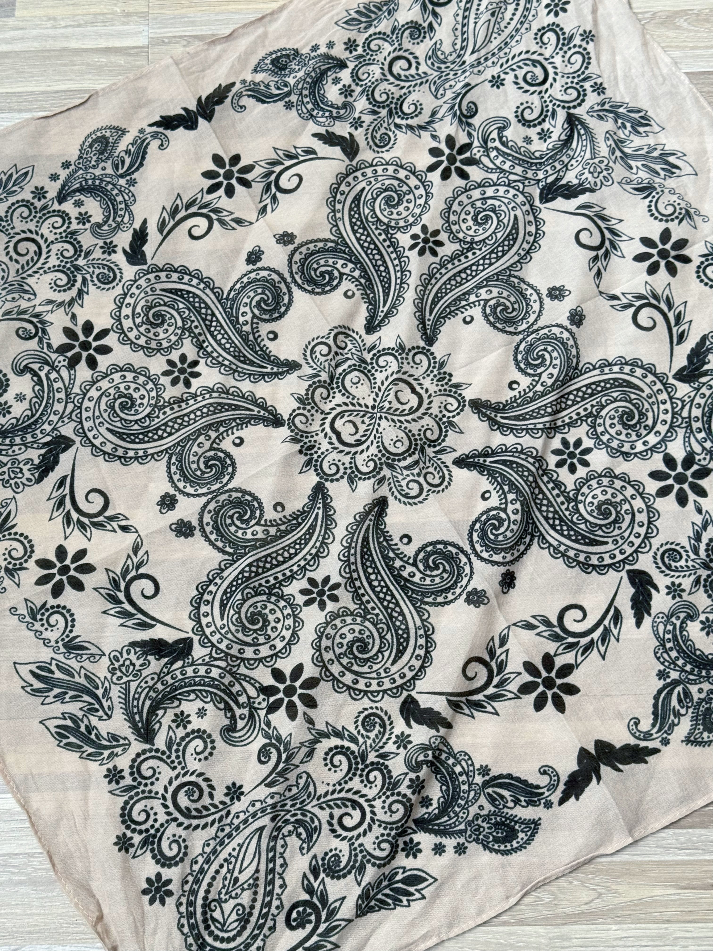 Outlaw Bandana - BEIGE - willows clothing Scarves