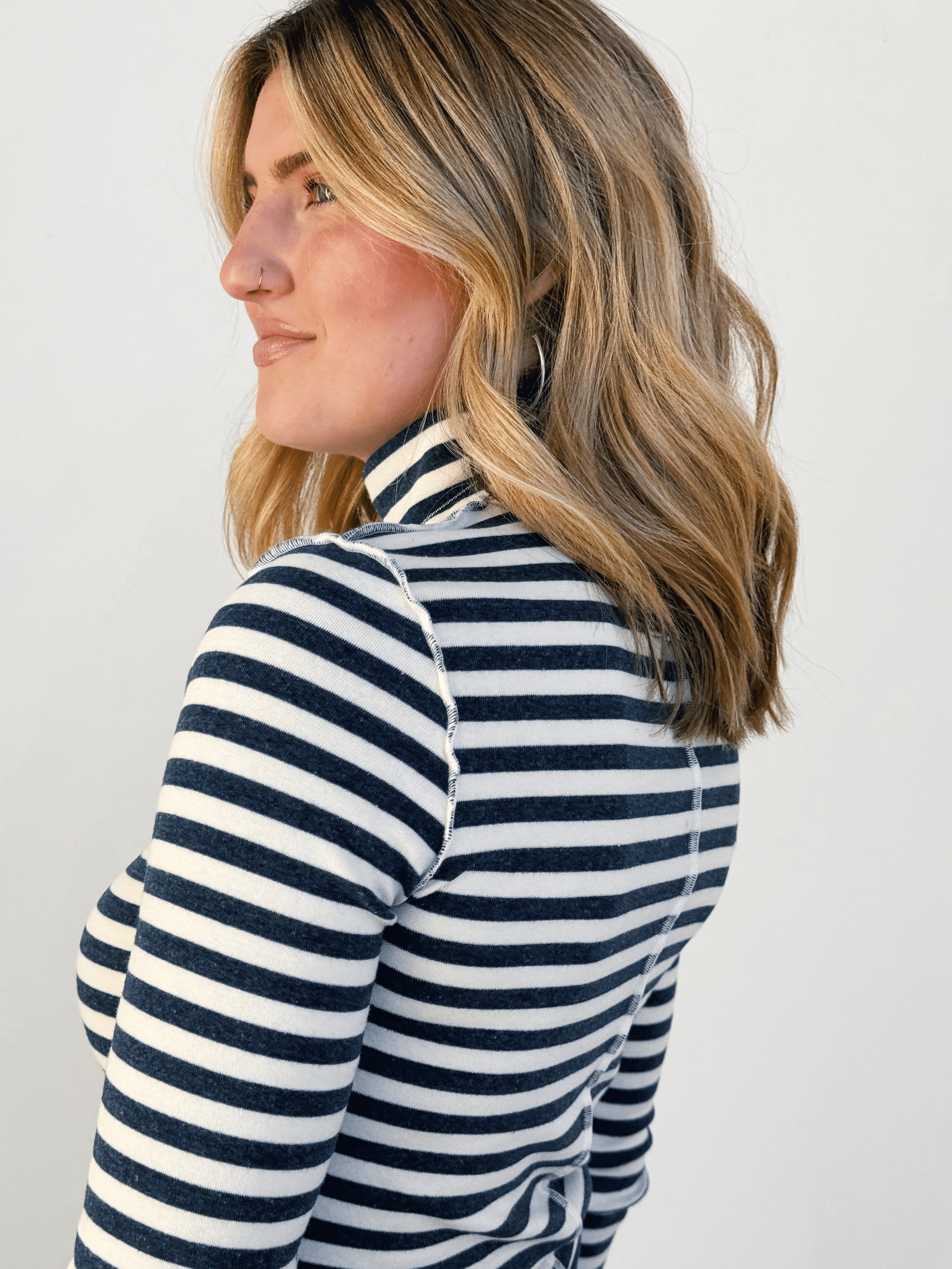 Reed Turtleneck Top - IVORY/NAVY - willows clothing L/S SHIRT