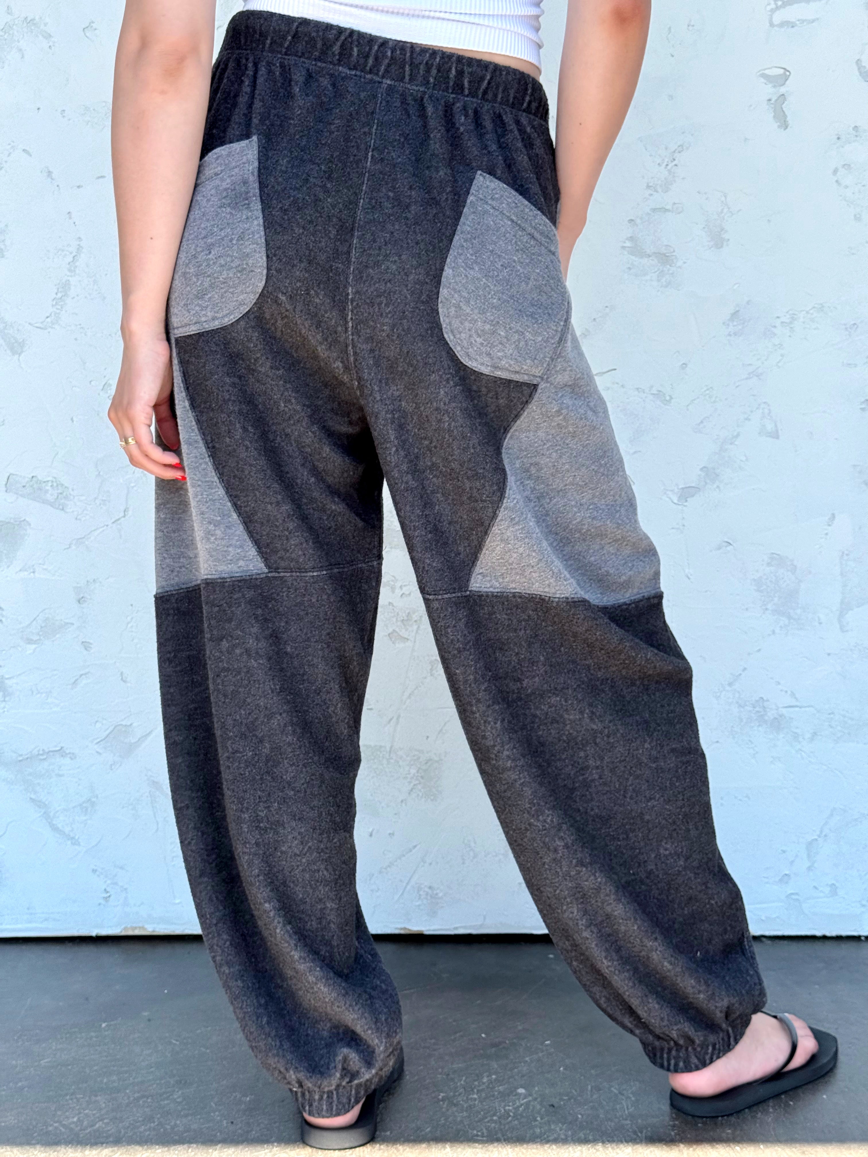 Running Late Sweatpants - CHARCOAL - willows clothing Sweatpants